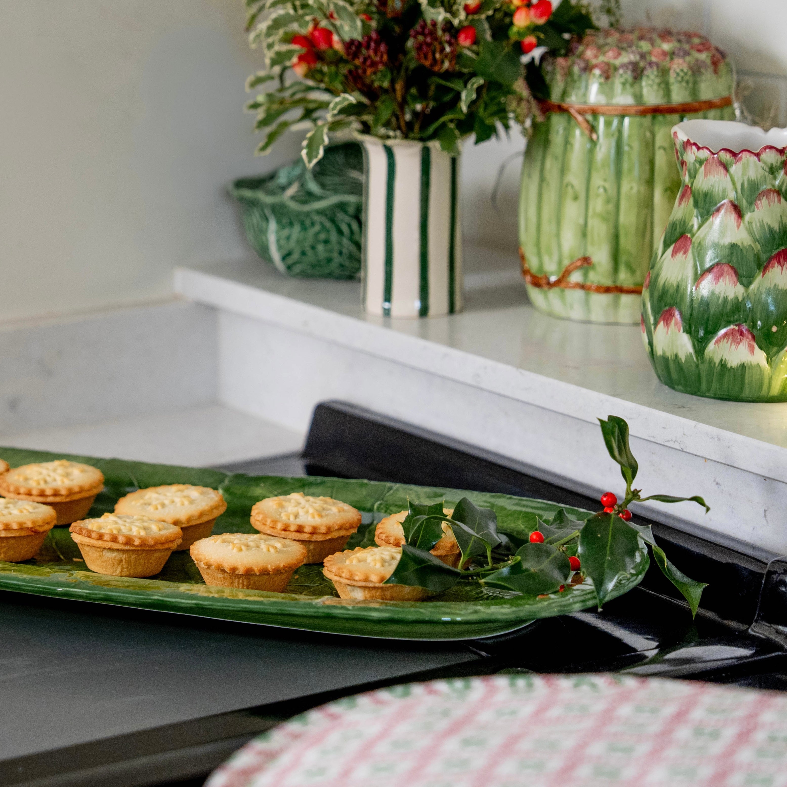 Green Vine Leaf Long Platter Medium
