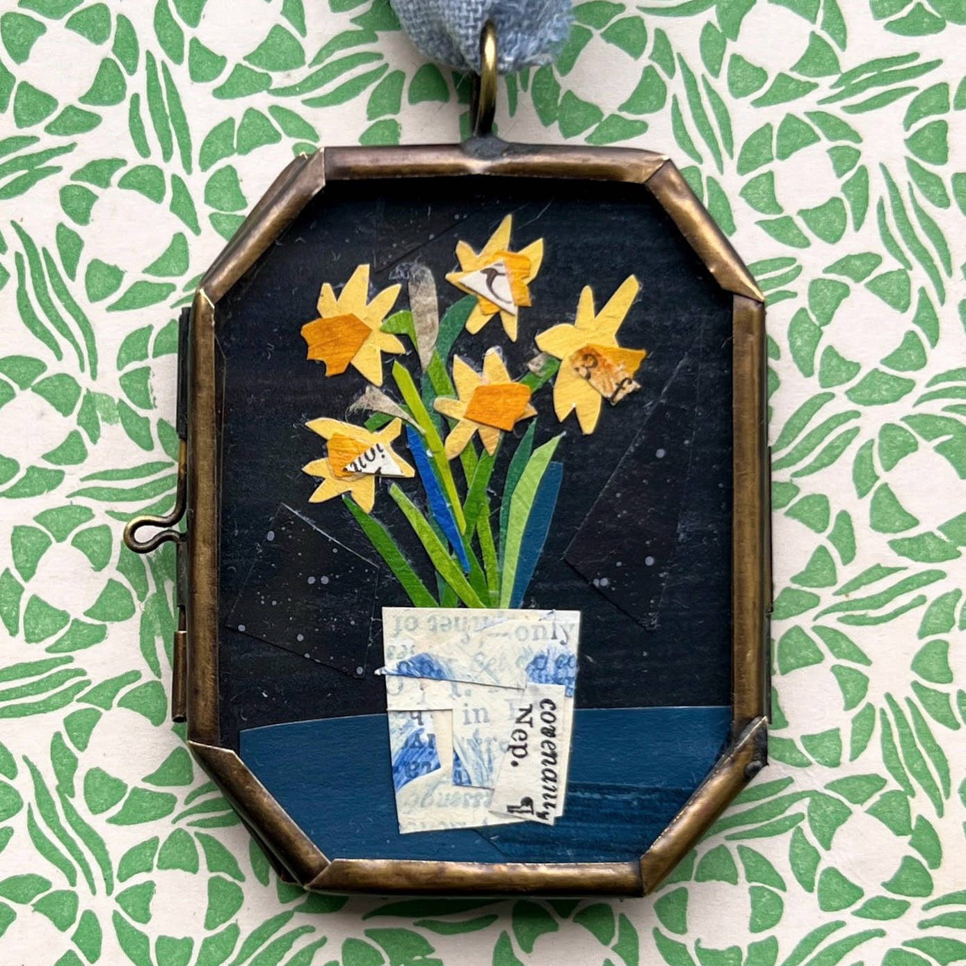 Spring Daffodils Art Locket Ornament