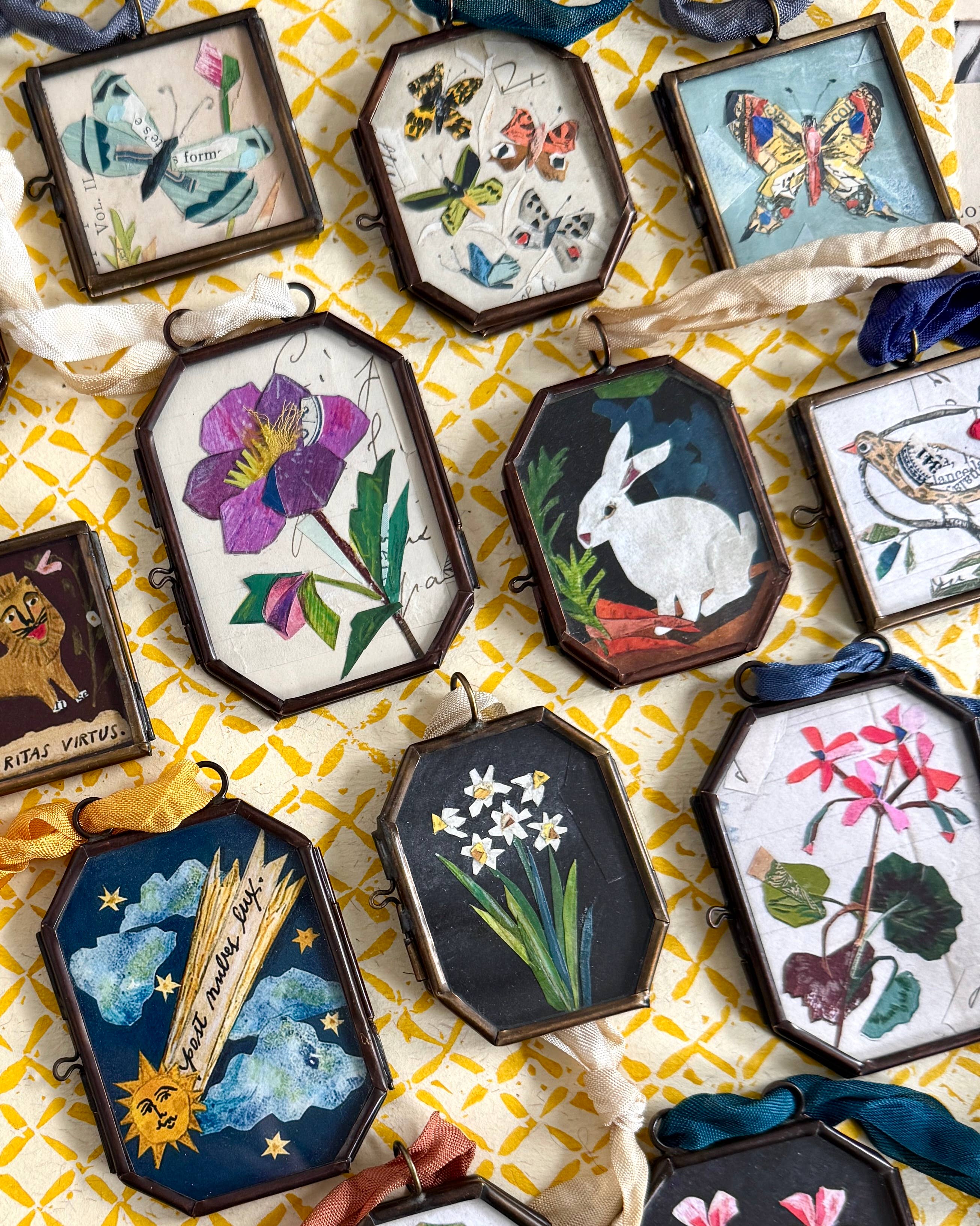 Hellebore Art Locket Ornament