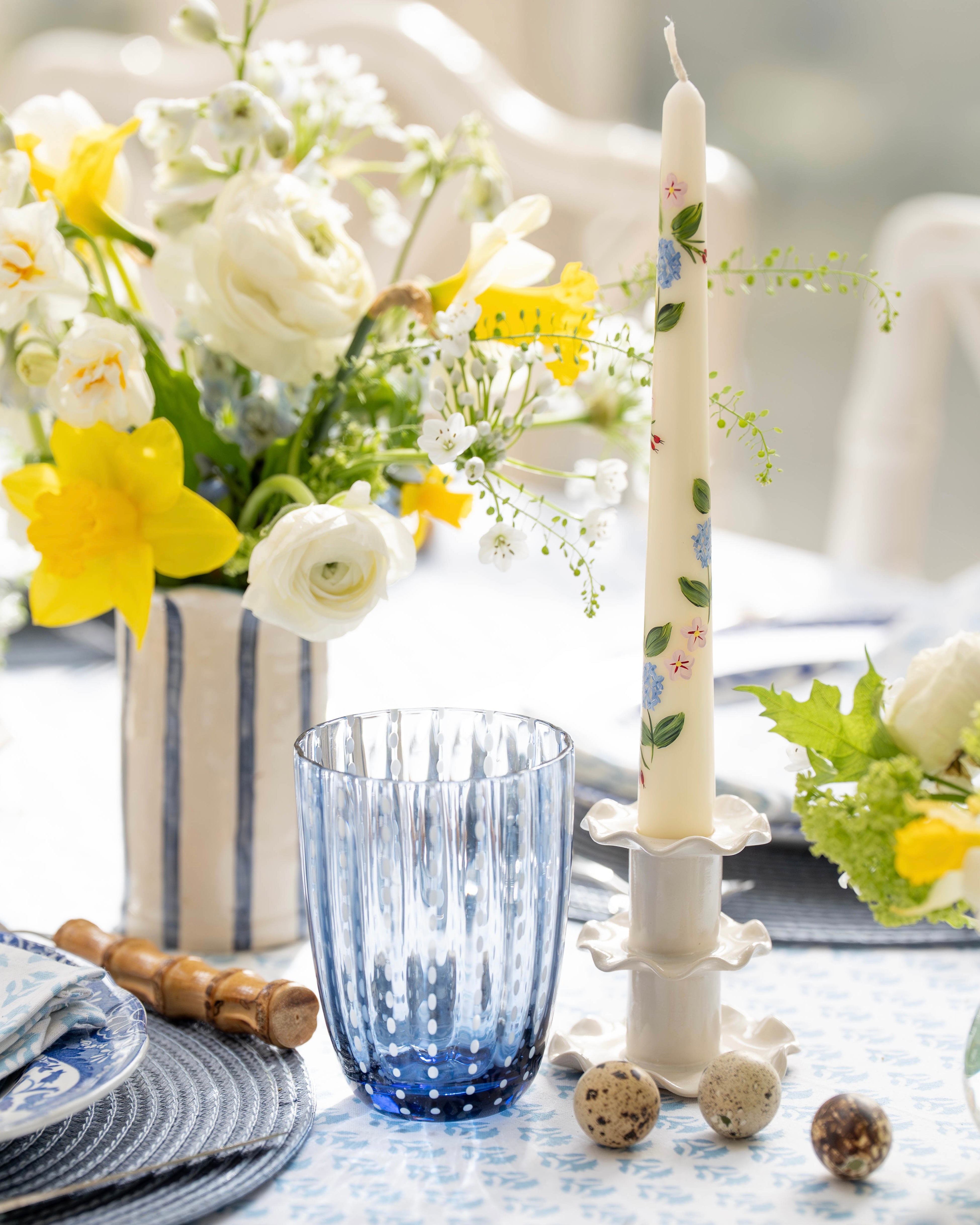 Navy Daisy Scalloped Vase