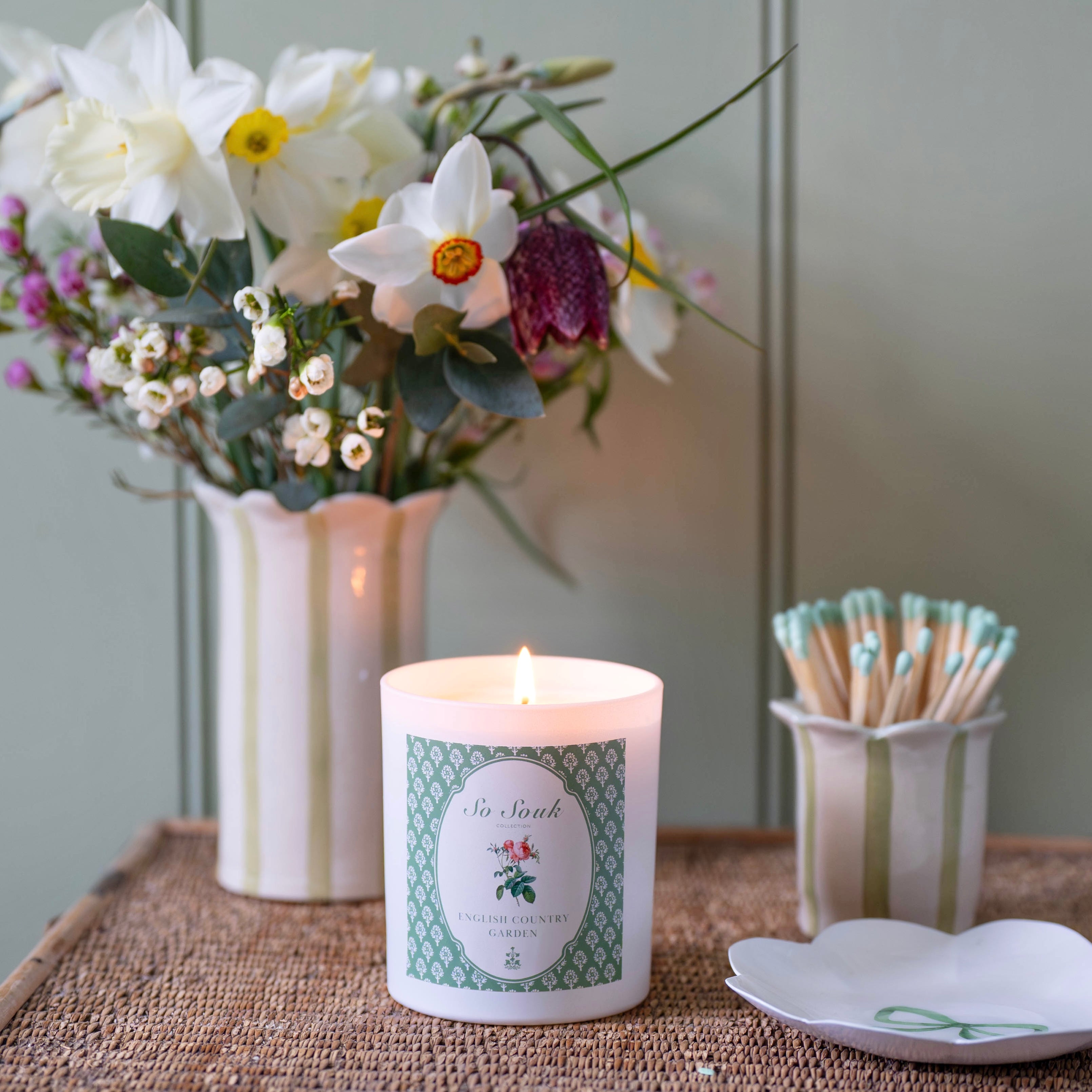 English Country Garden Luxury Candle