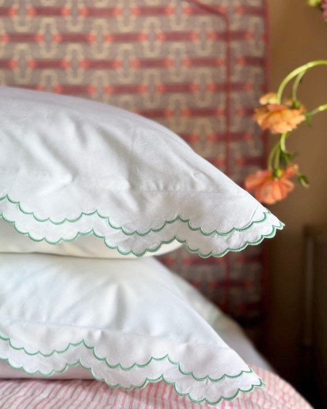 Green Isabella Scalloped Pillowcase