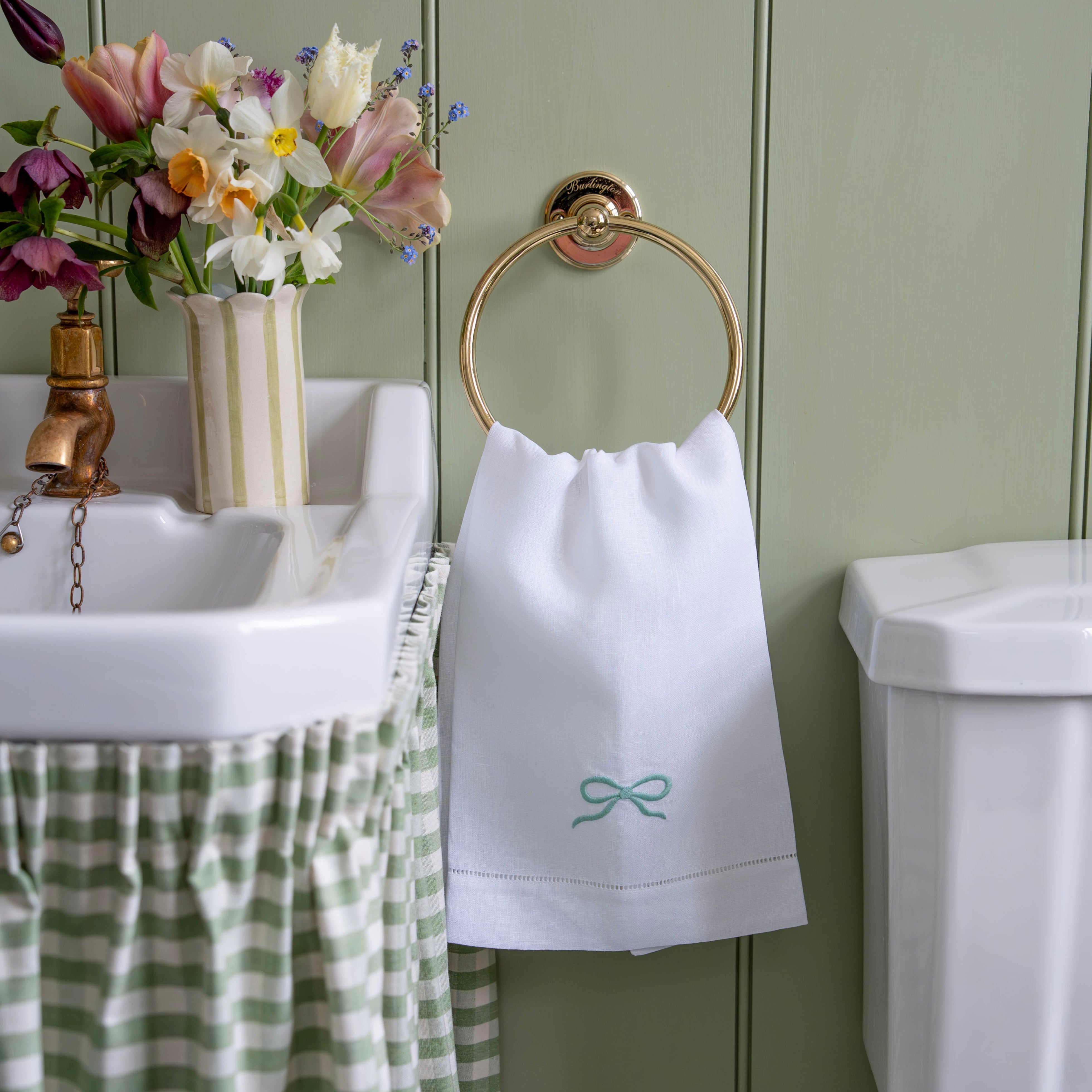 Green Bow Embroidered Hand Towel