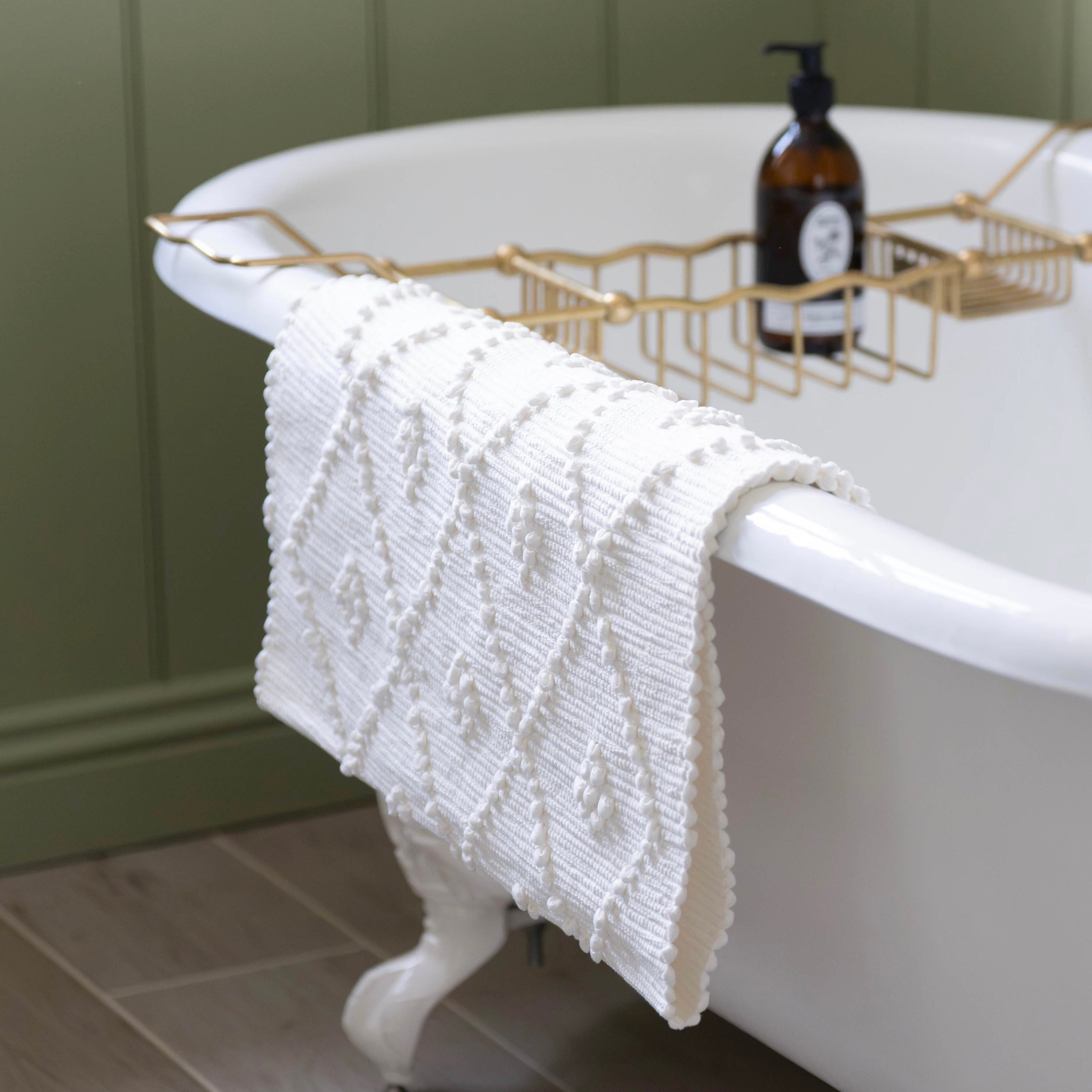 Cream Handwoven Knotted Bath Mat