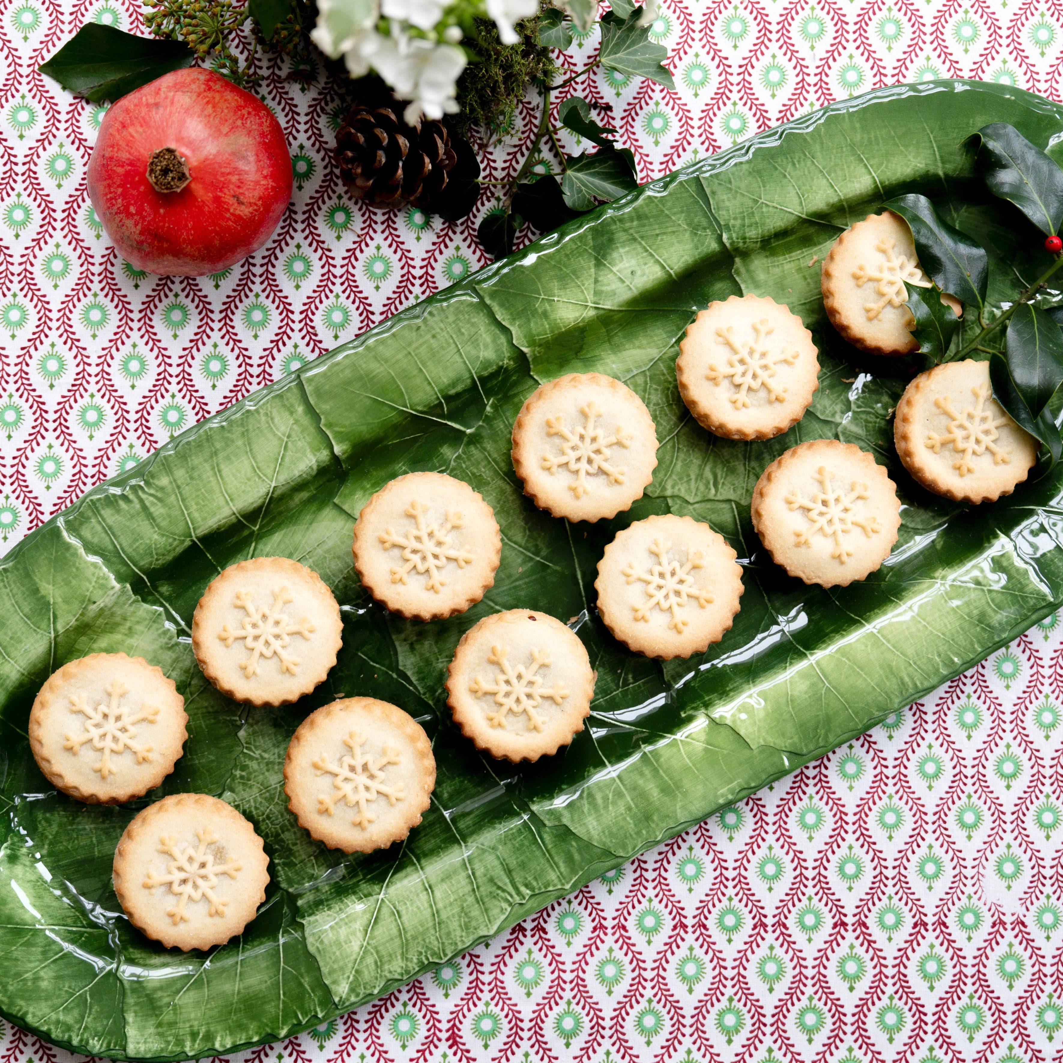 Green Vine Leaf Long Platter Large