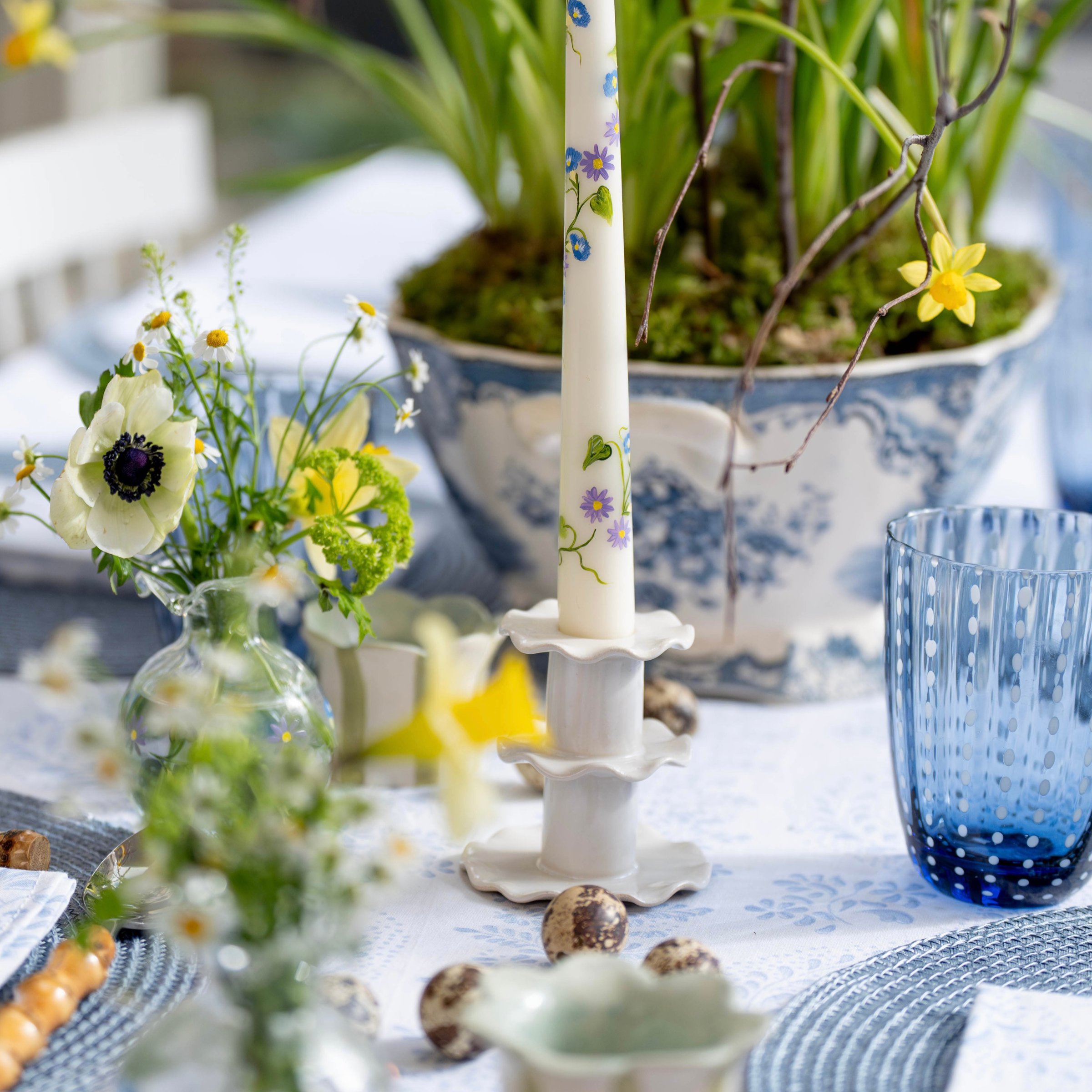 White Frilled Candlestick (Medium)