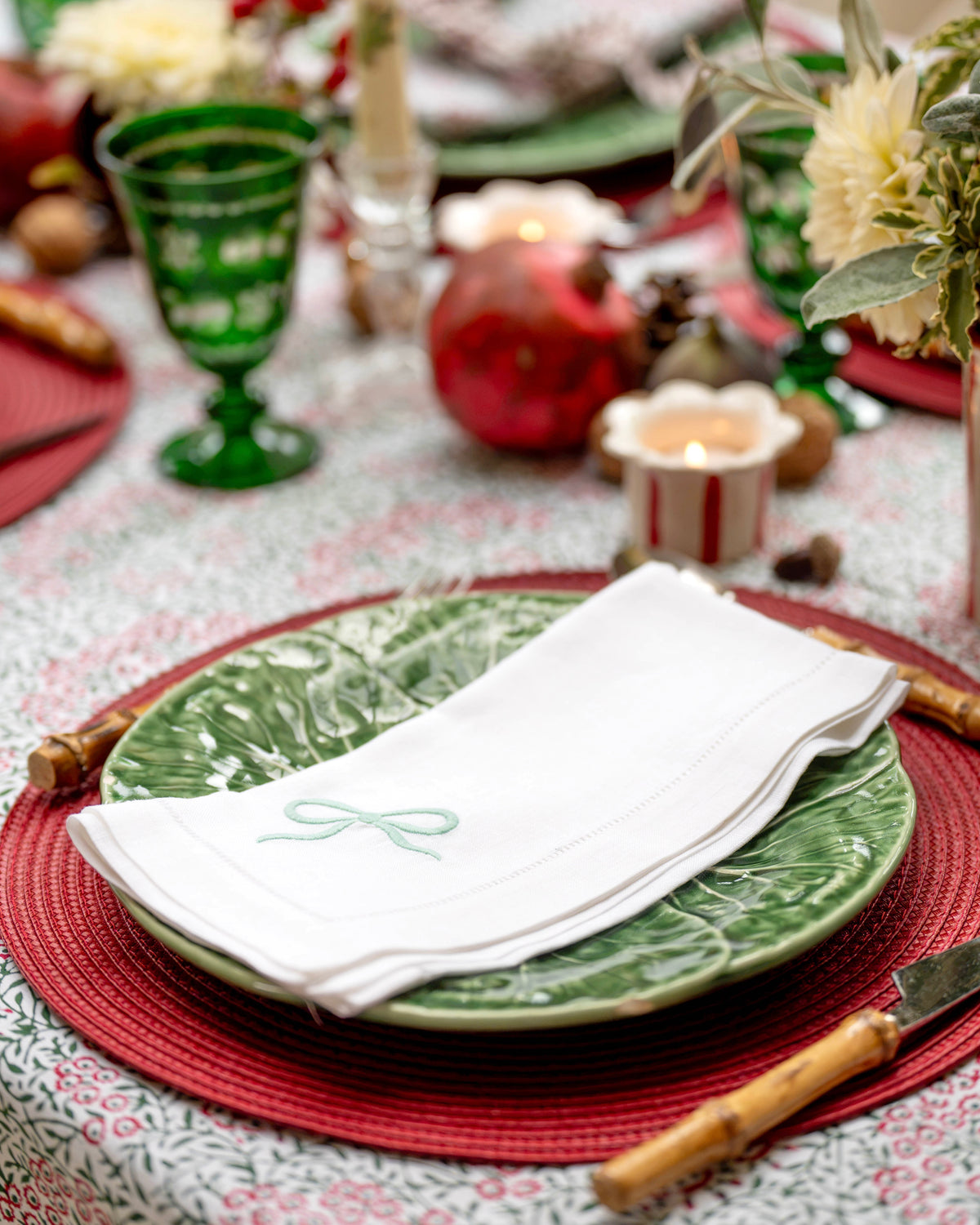 Green Bow Embroidered Napkins (Set of 2)