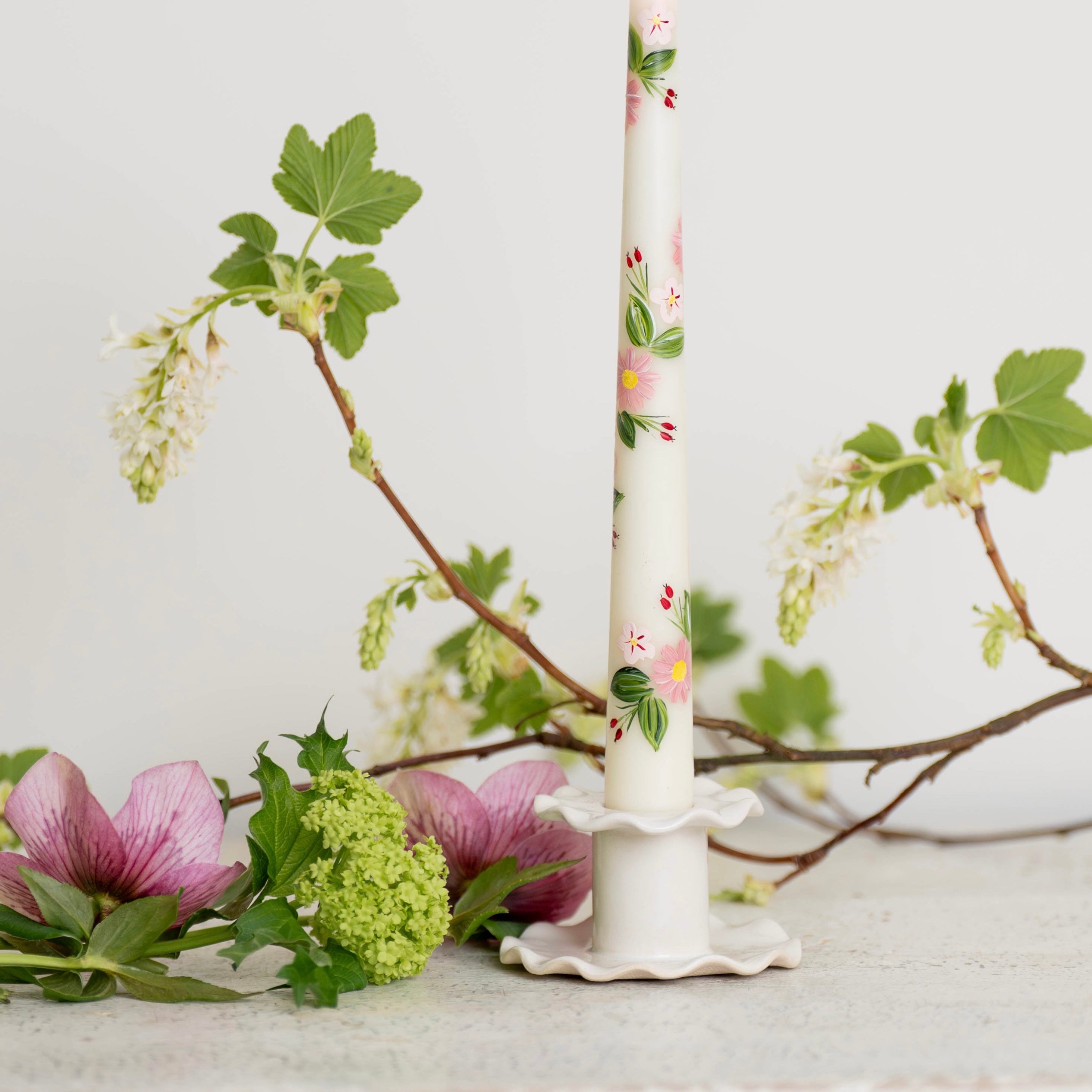 White Frill Candlestick (Small)