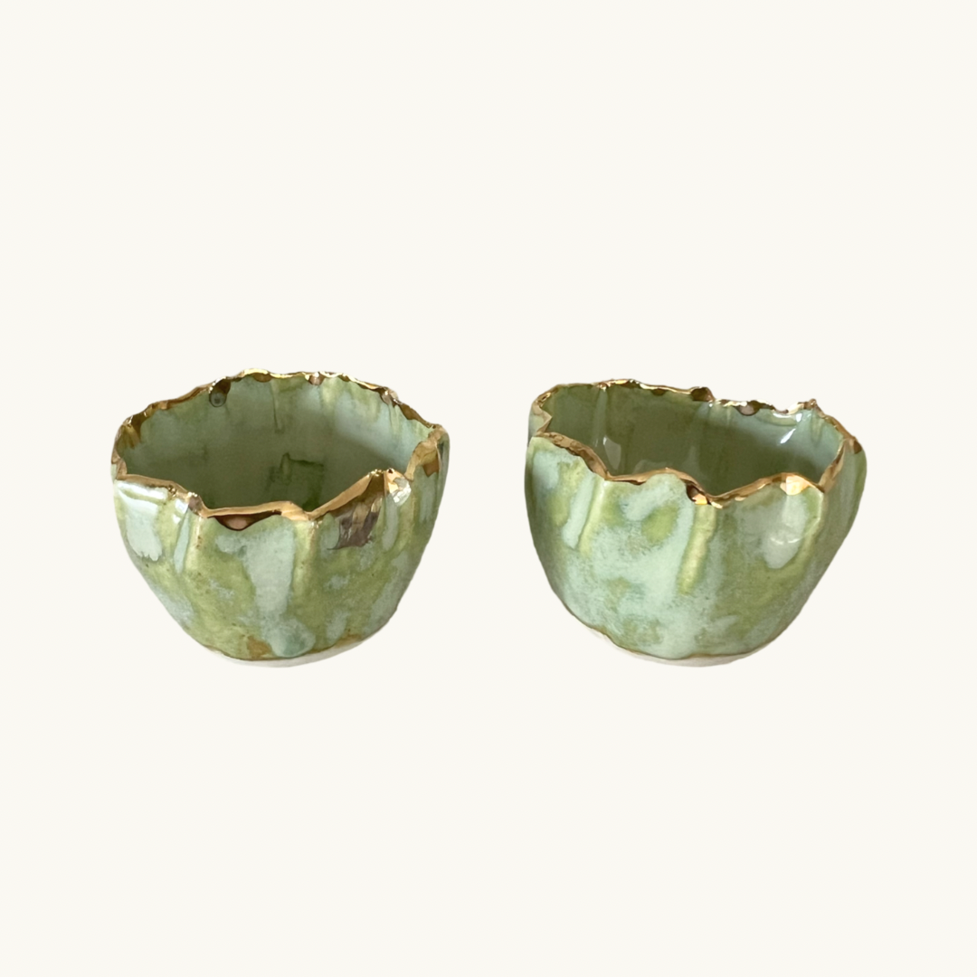 Mottled Pale Green Pinch Pots