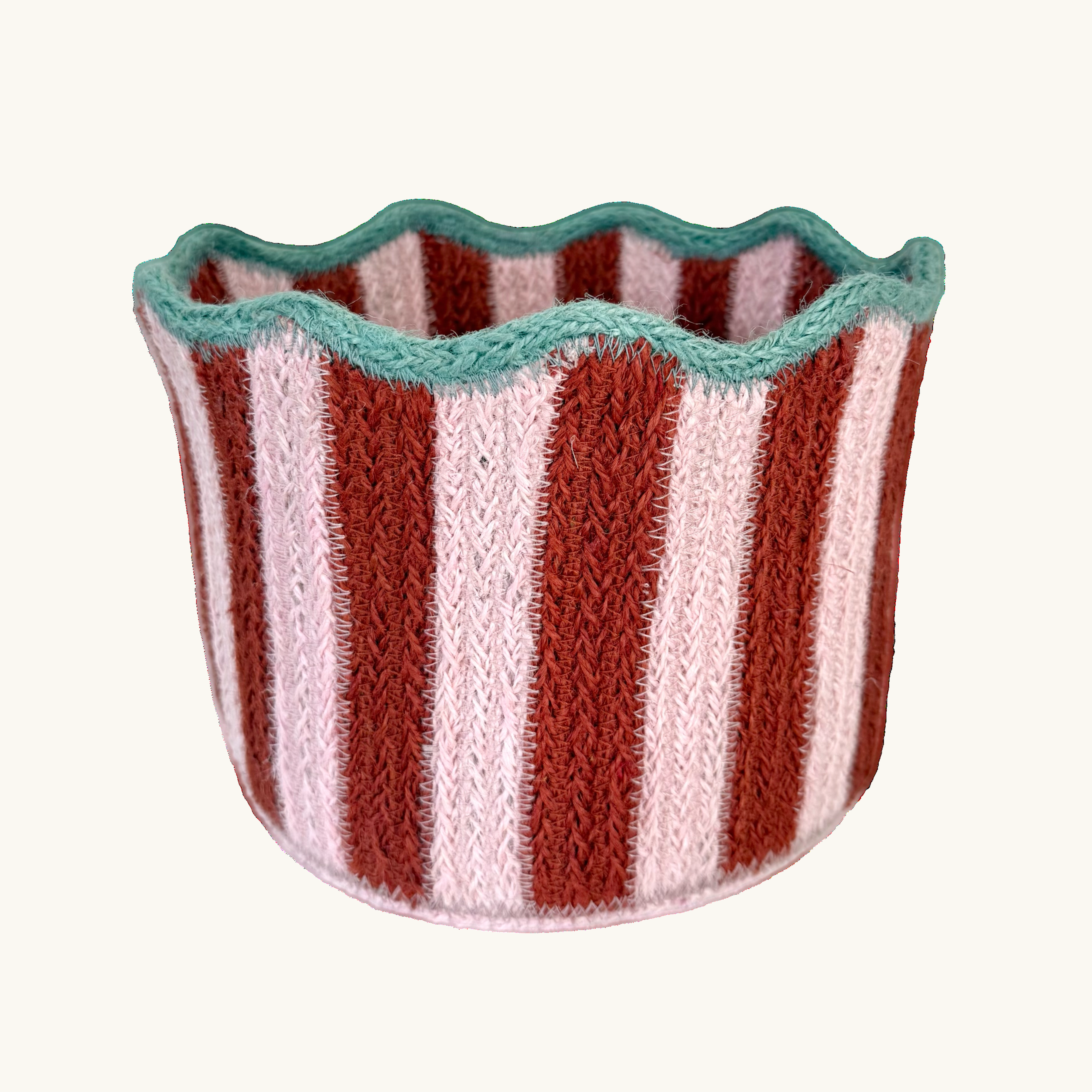 Strawberry Striped Scalloped Basket