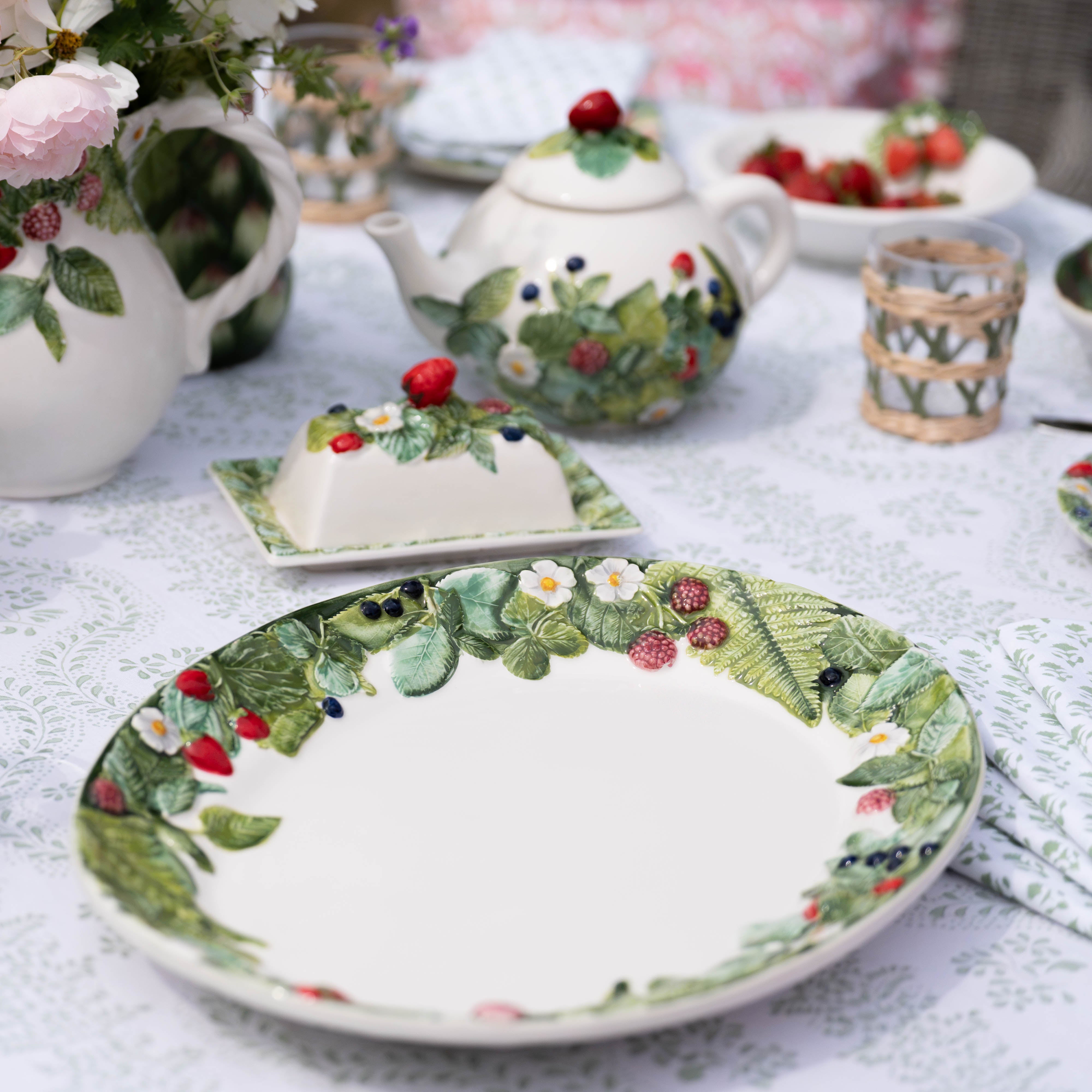 Wild Berries Oval Platter