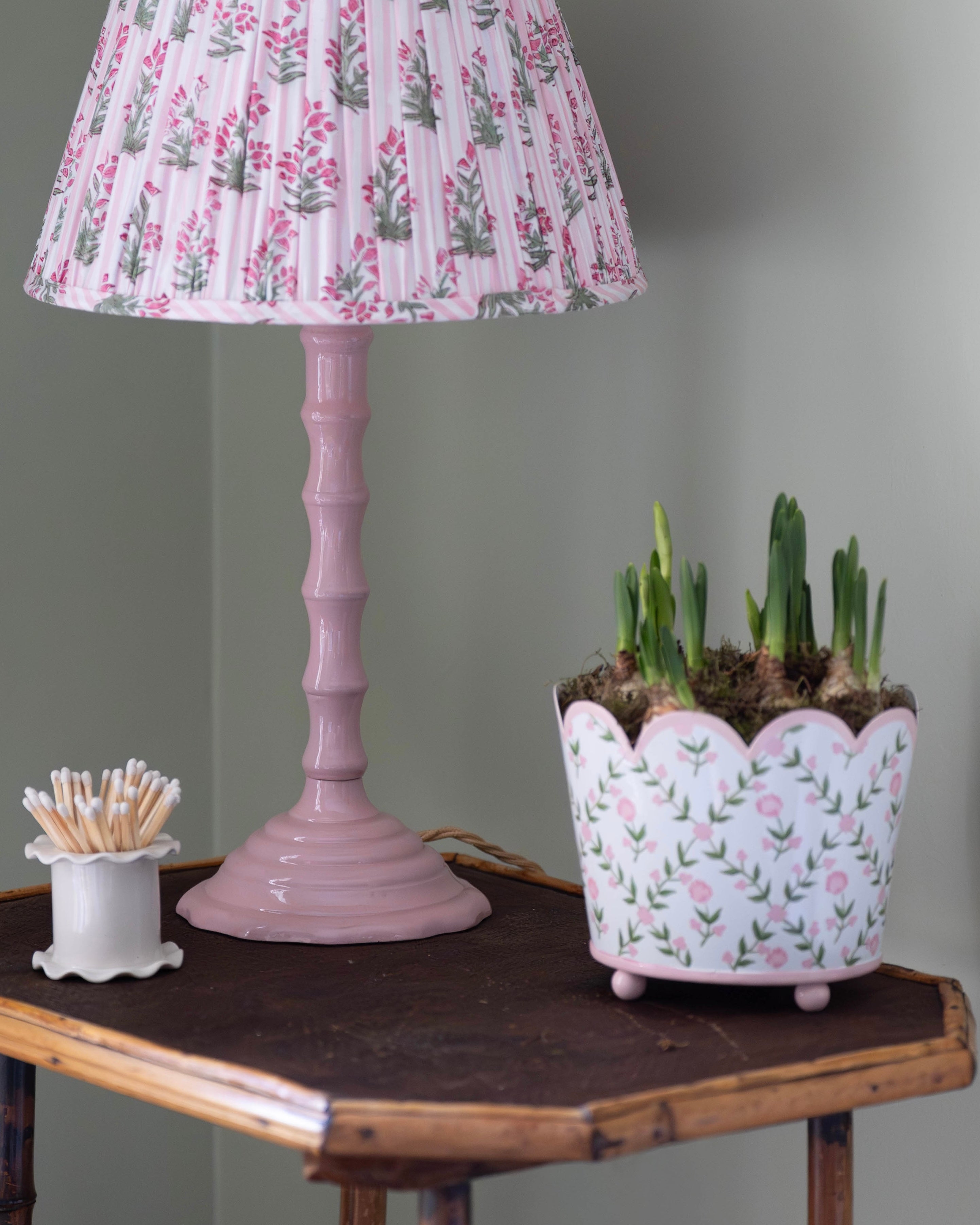 Pink Trellis Scalloped Planter