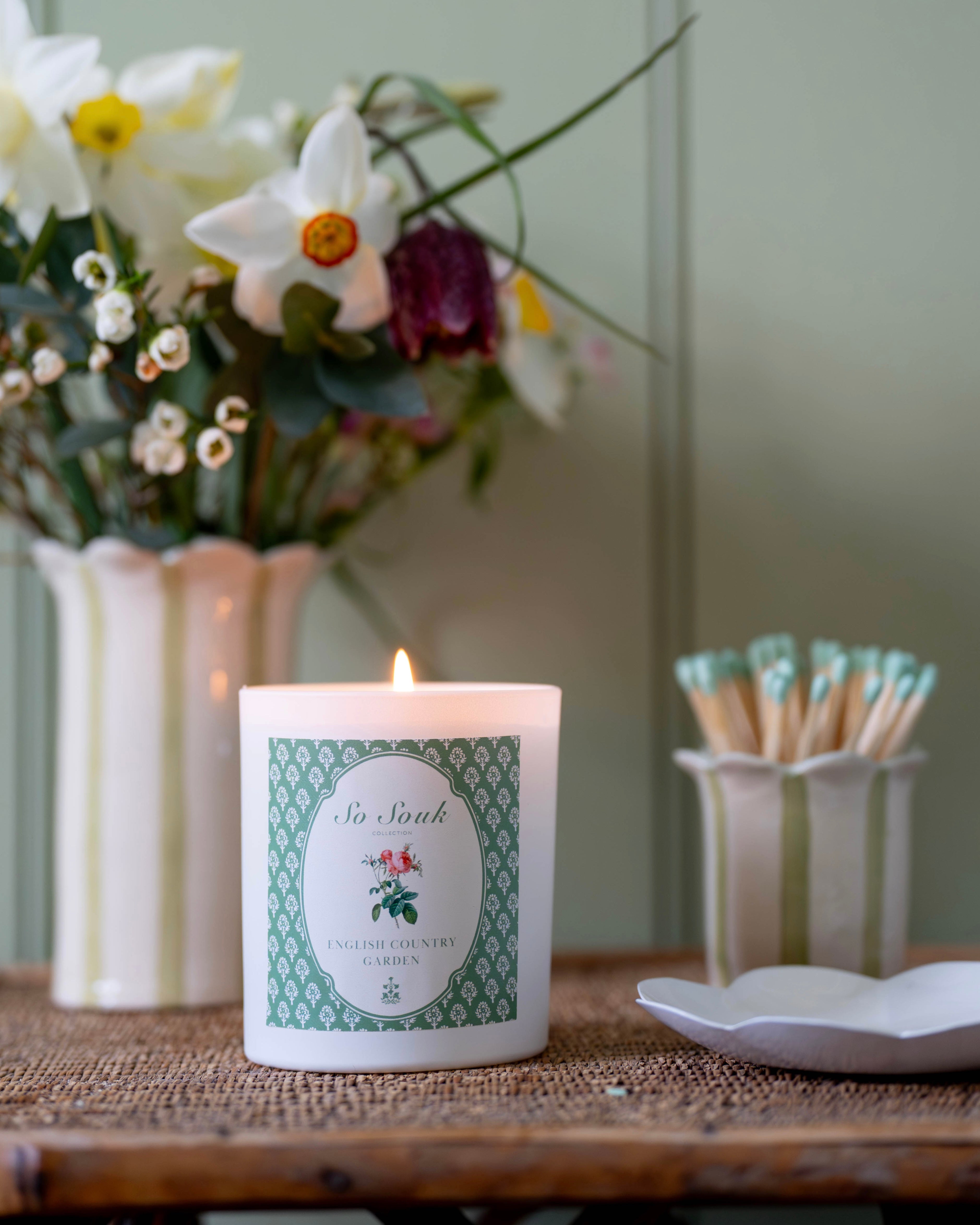 English Country Garden Luxury Candle