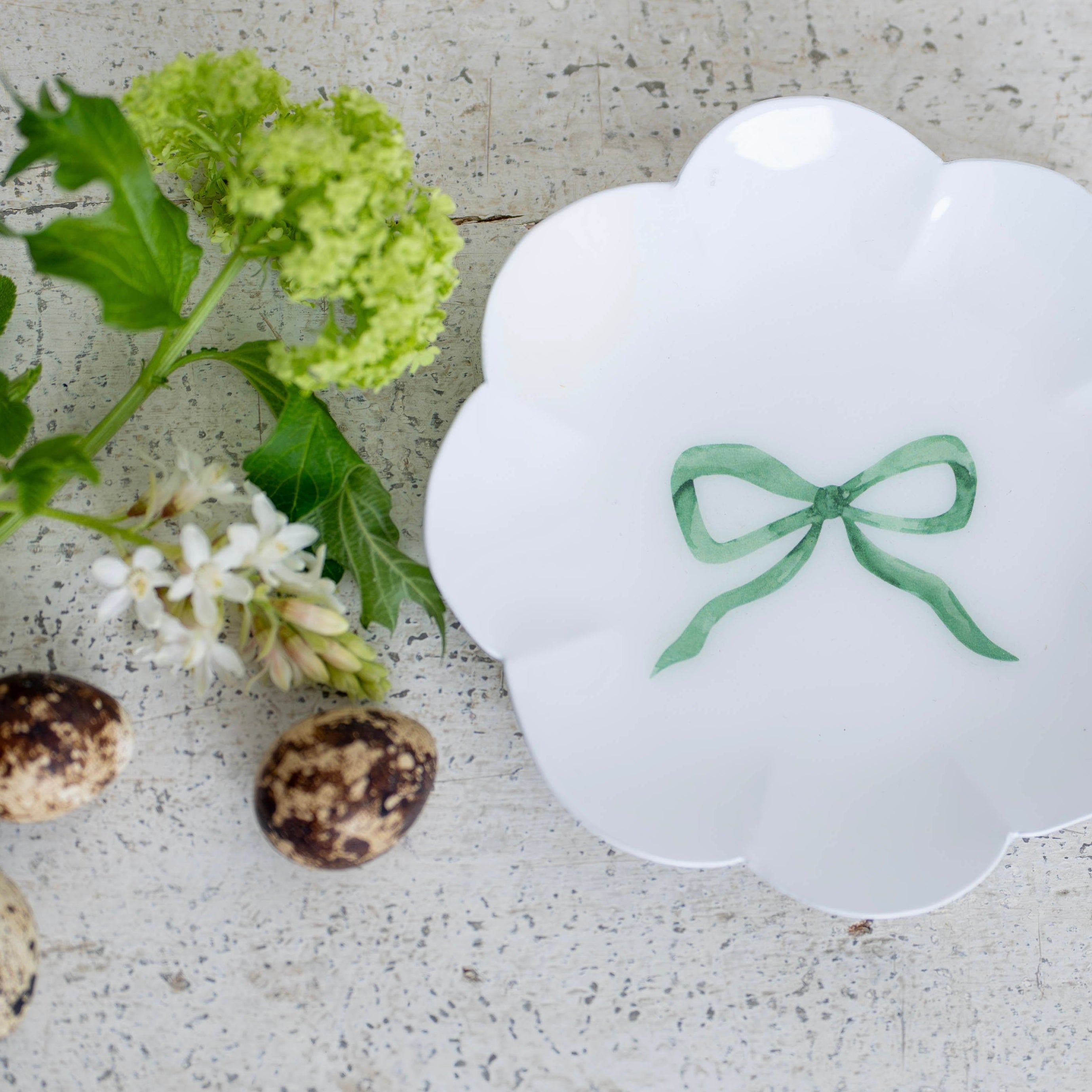Green Bow Scalloped Round Trinket Dish