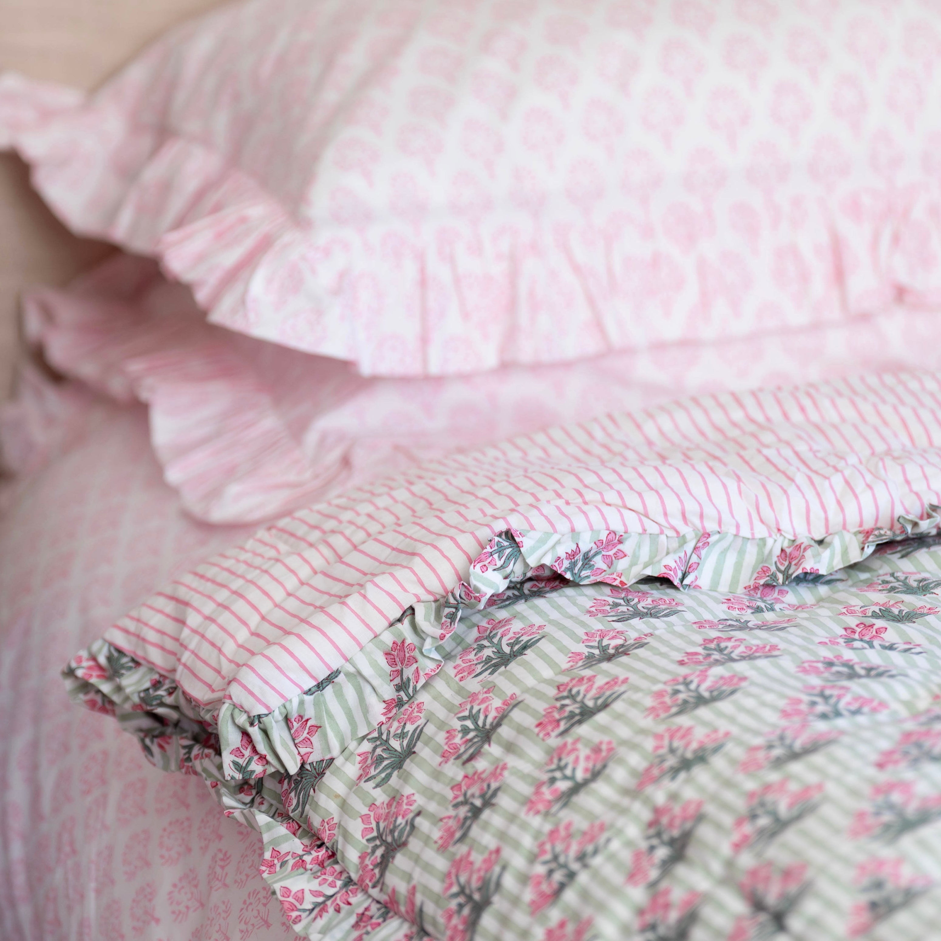 Green Johari Frilled Eiderdown