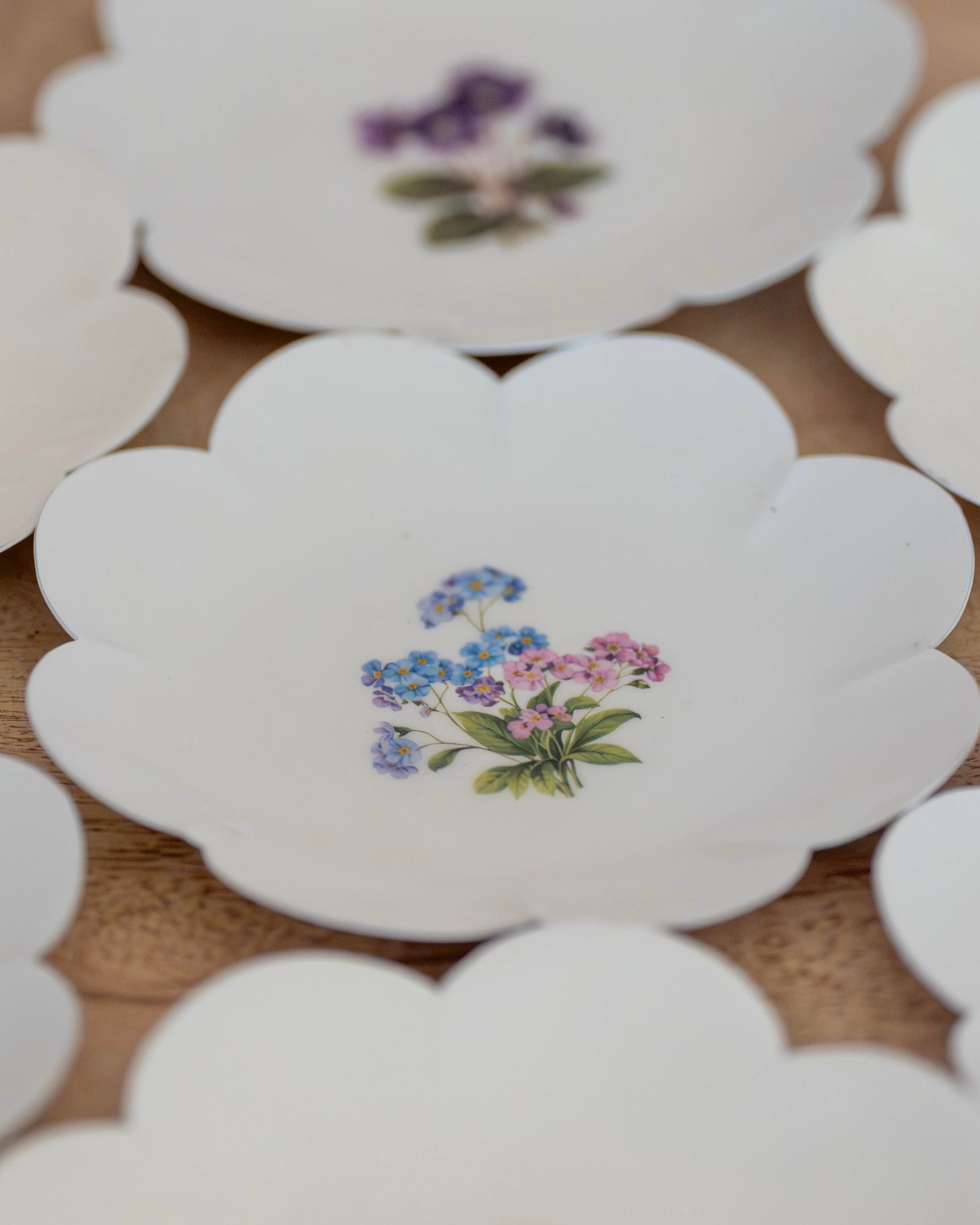 Forget-me-Nots Scalloped Round Trinket Dish