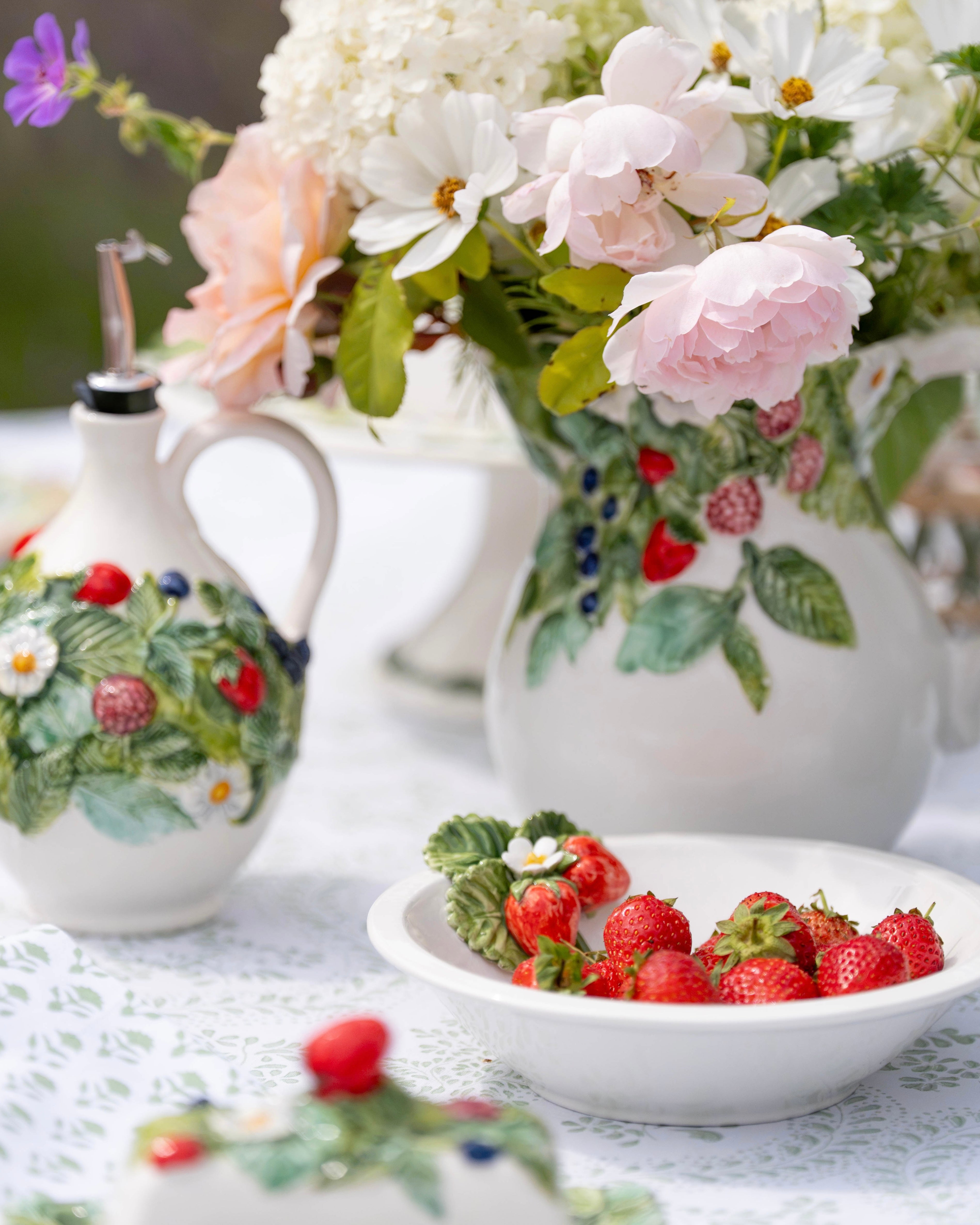 Strawberry Leaf Serving Dish