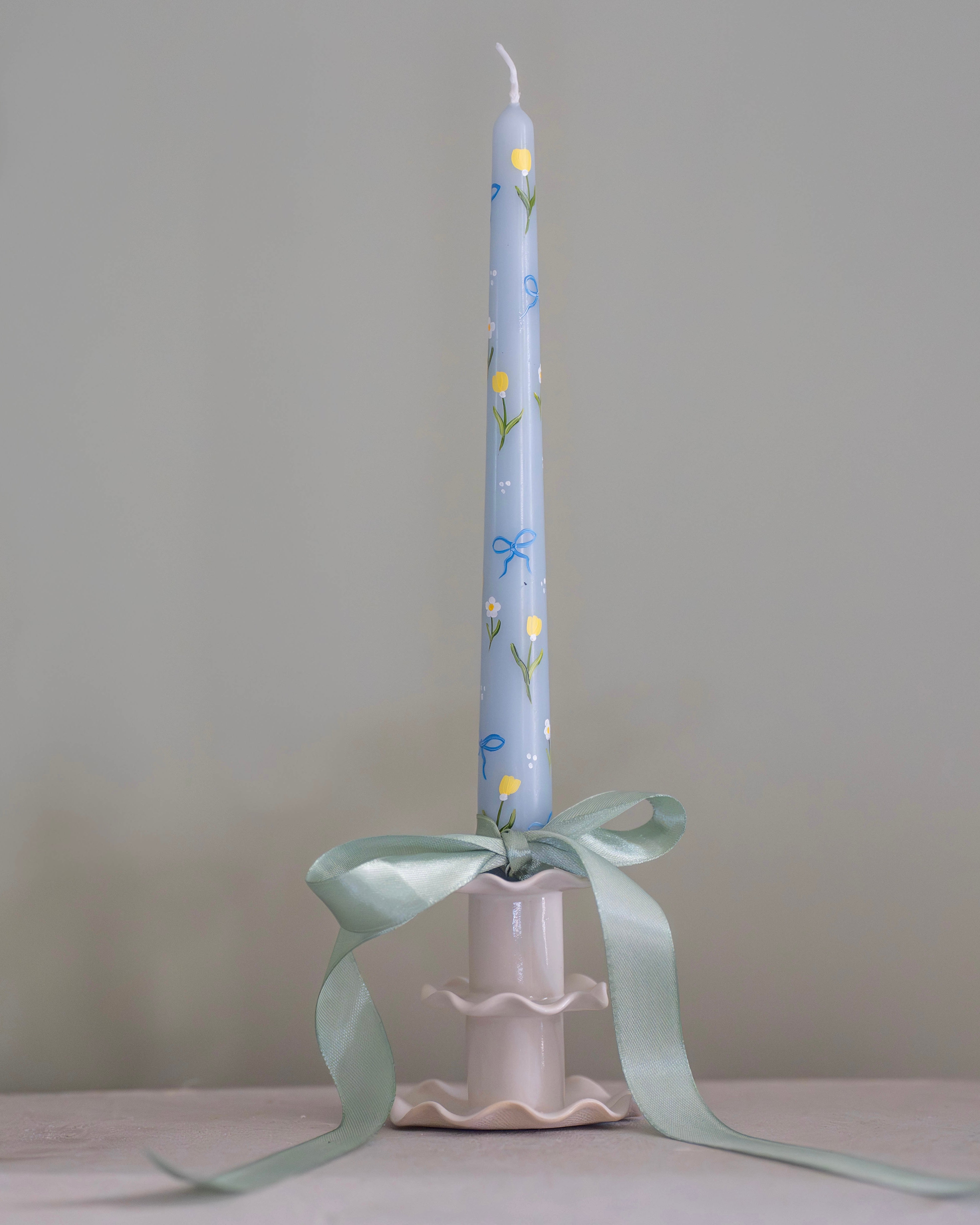 Blue Spring Floral and Bow Candle (Single)