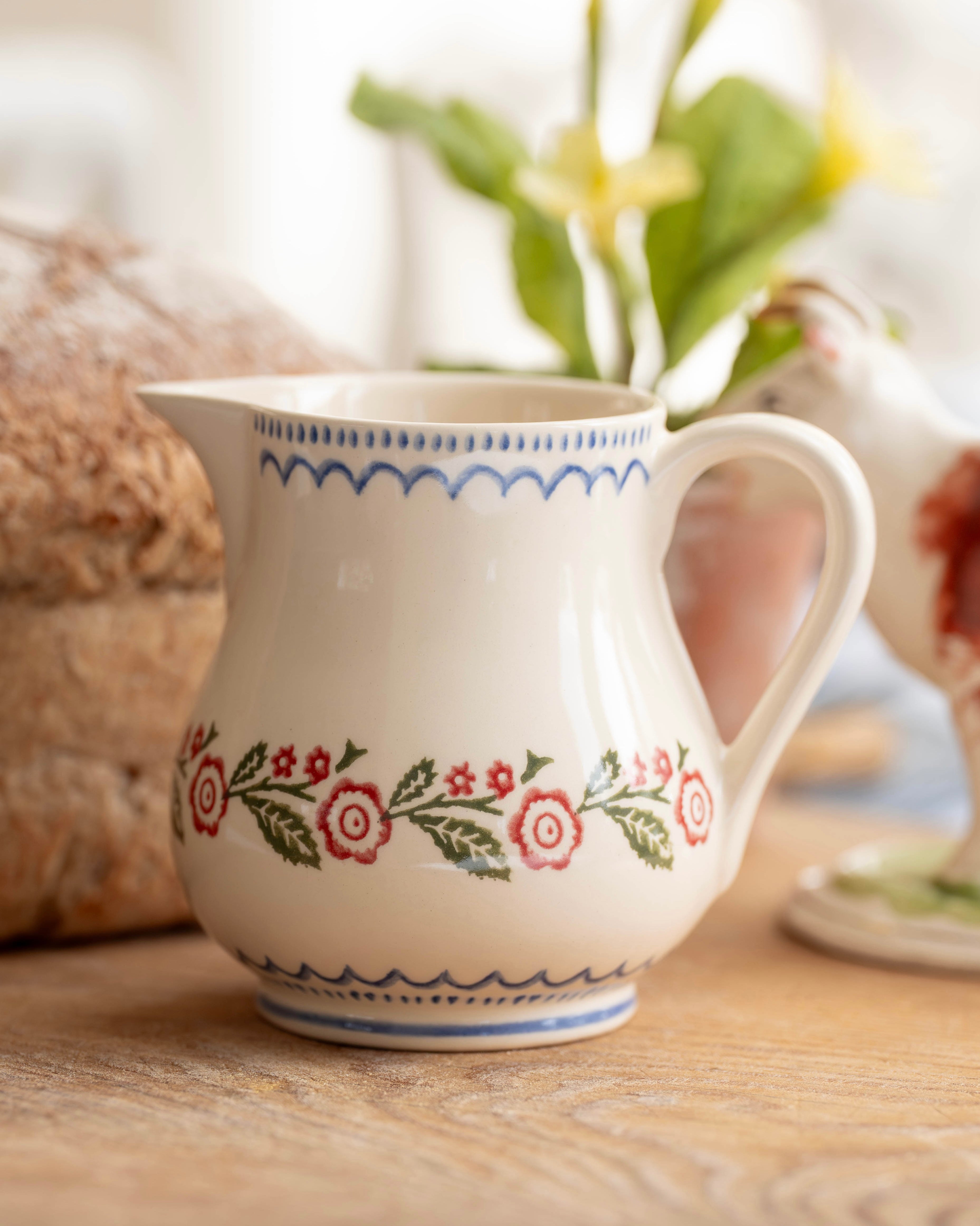 Creeping Briar Jug Small