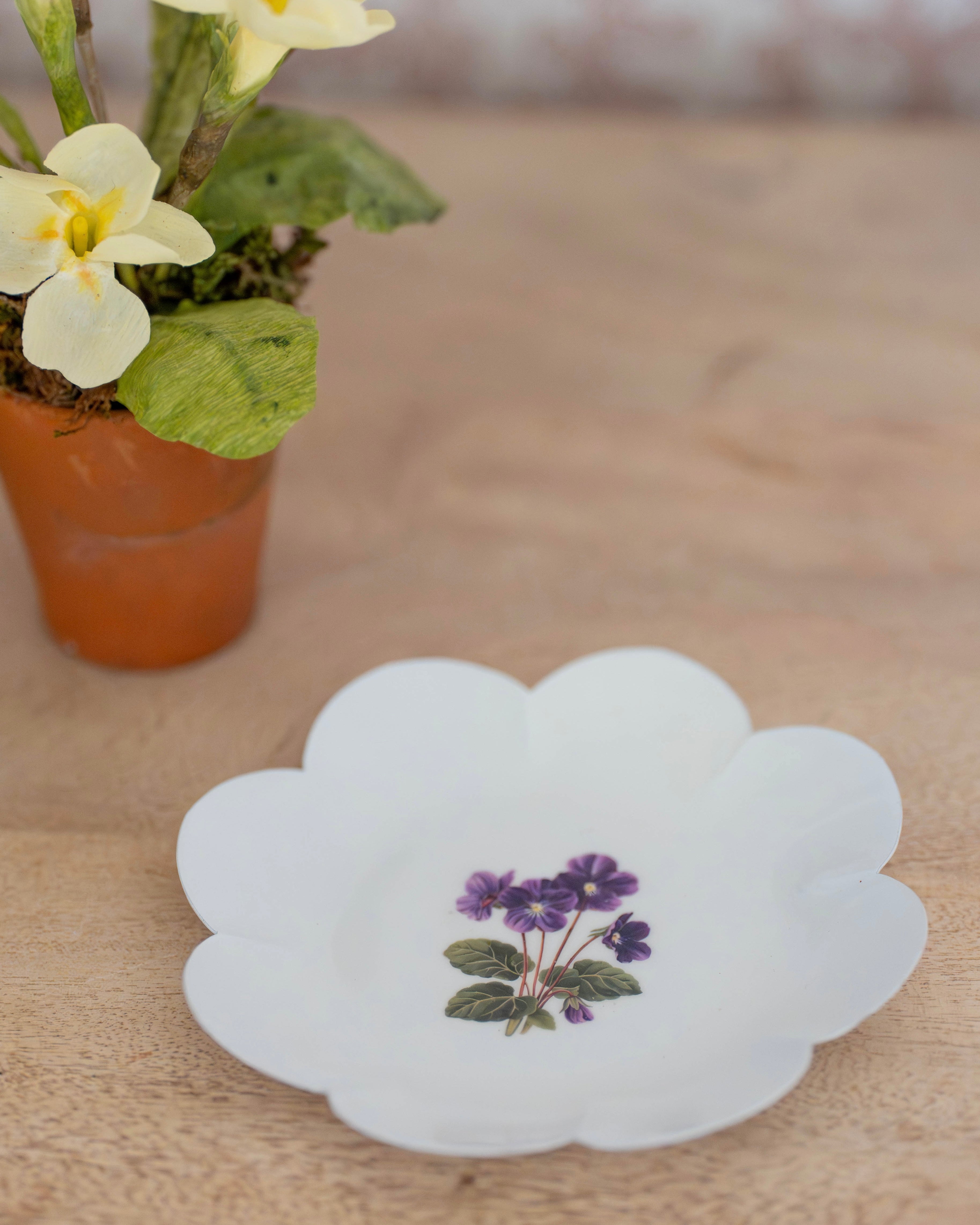Violets Scalloped Round Trinket Dish