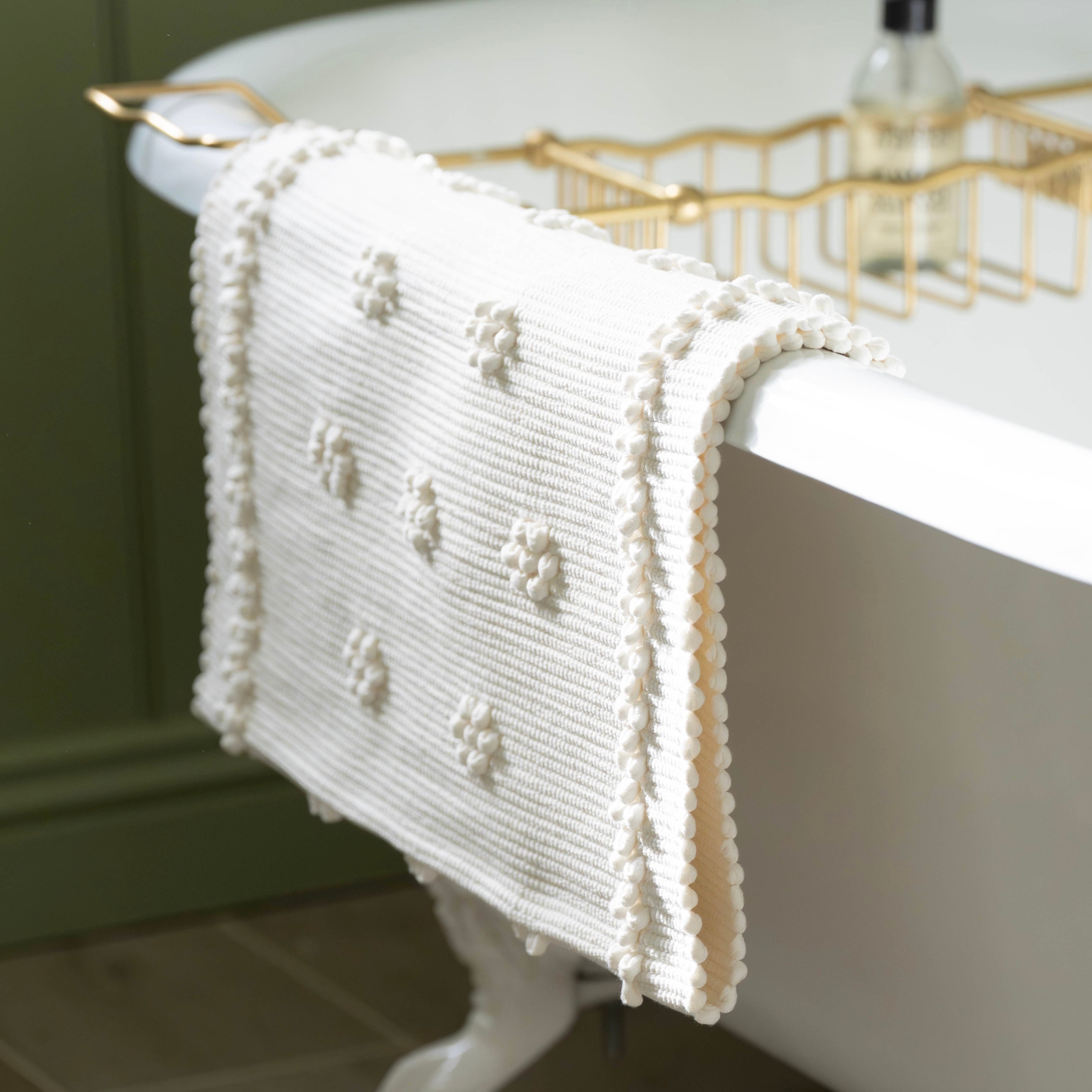 Cream Handwoven Knotted Border Bath Mat