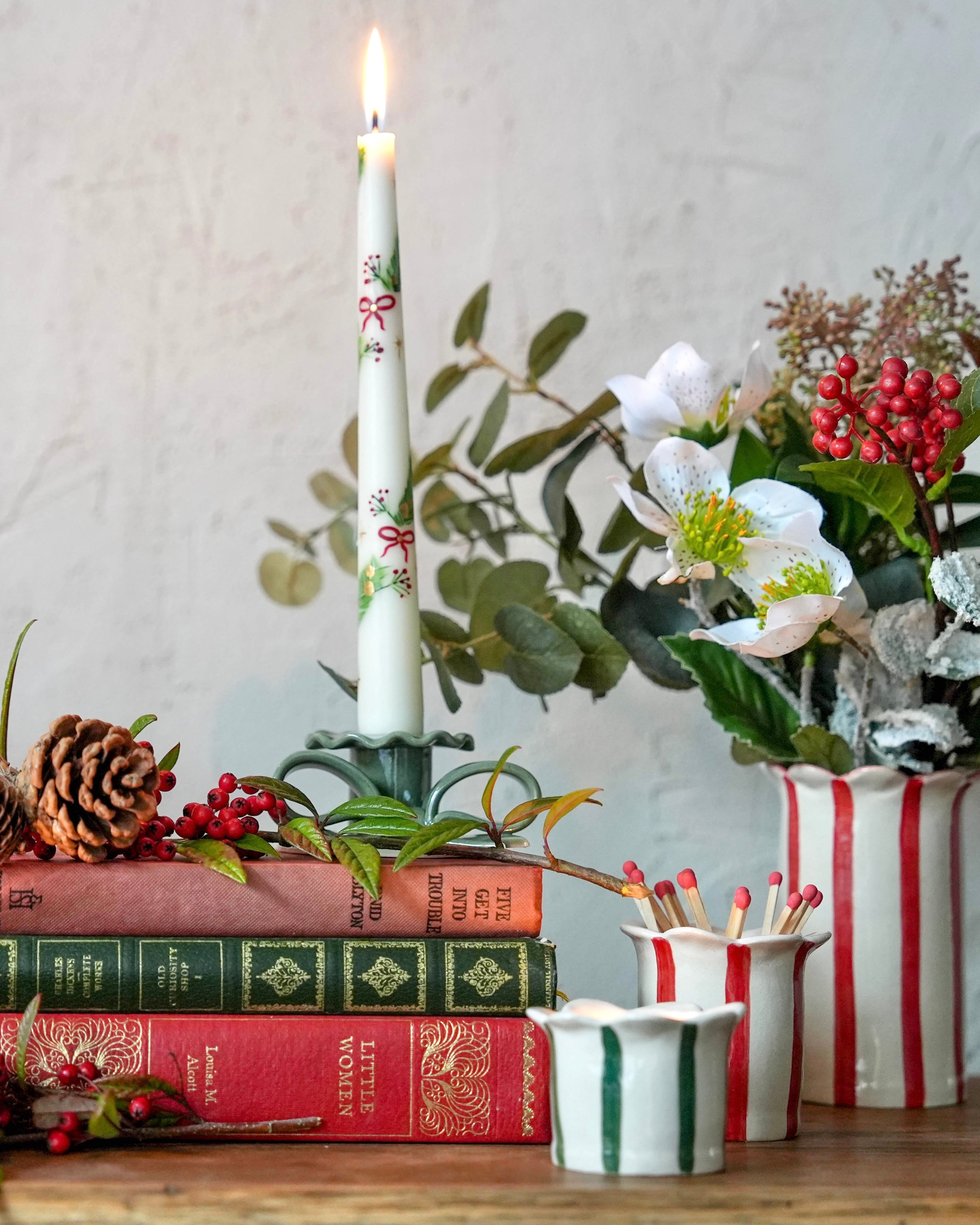 Festive Bow Handpainted Candle (Single)