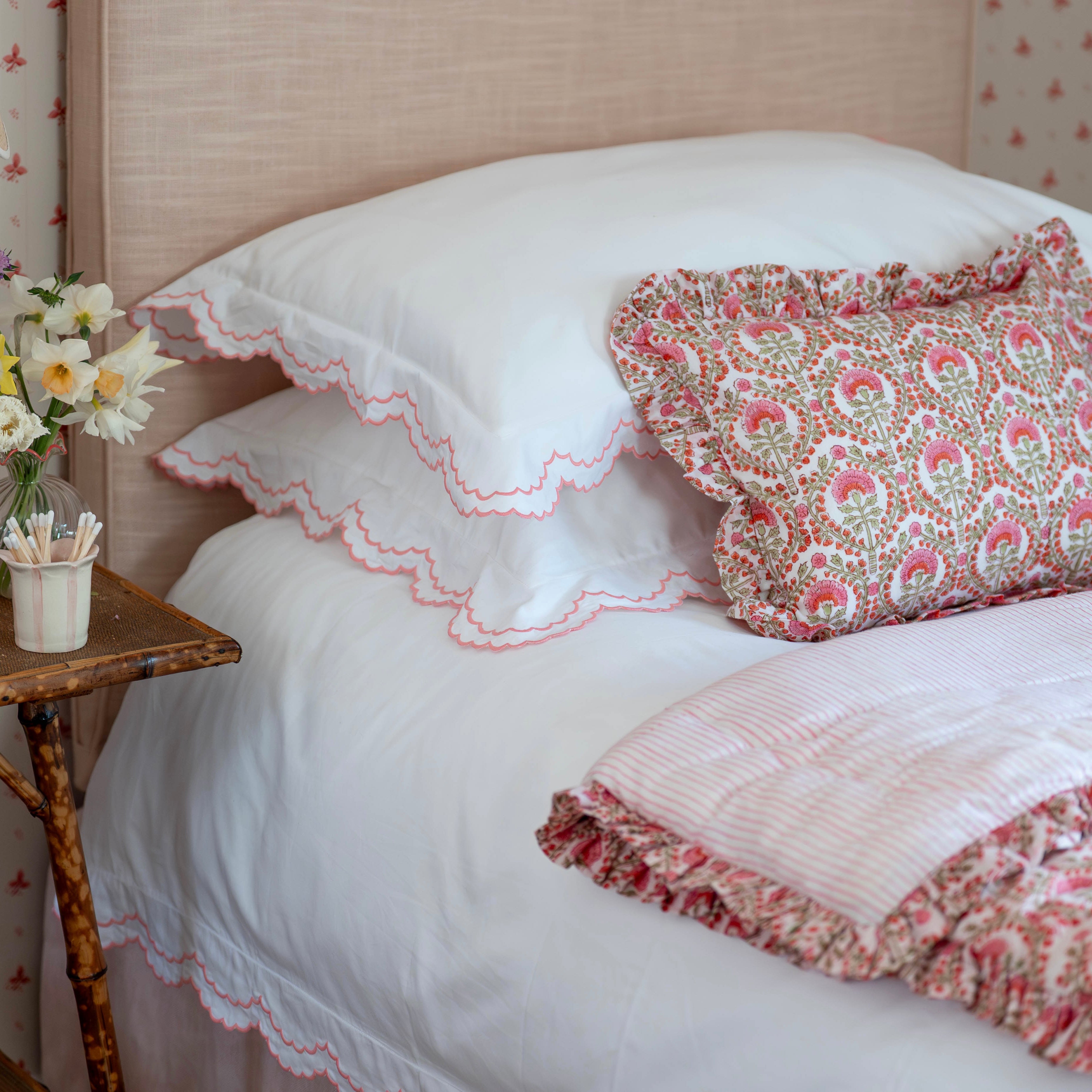 Pink Isabella Scalloped Pillowcase