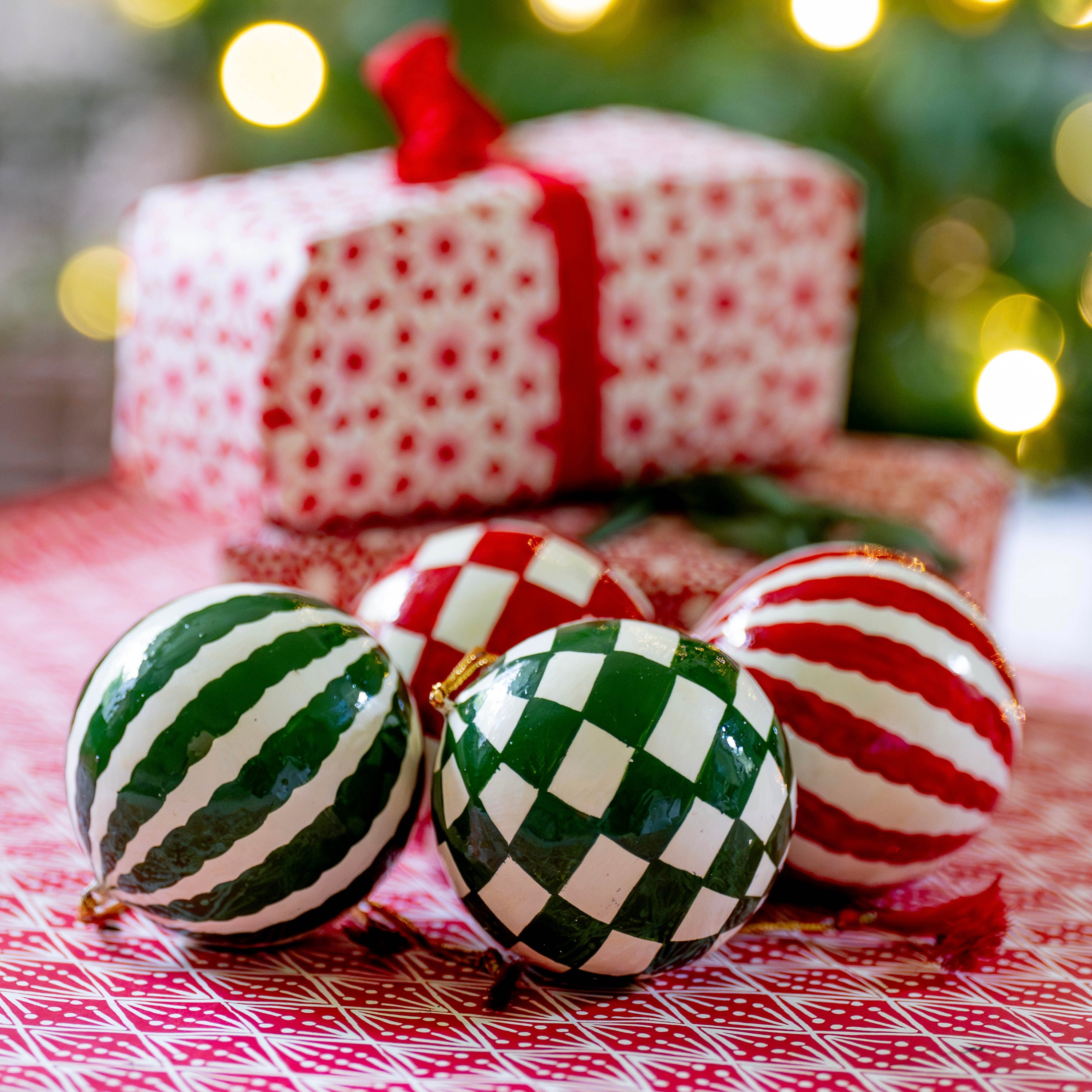 Handpainted Festive Baubles (Set of 4)