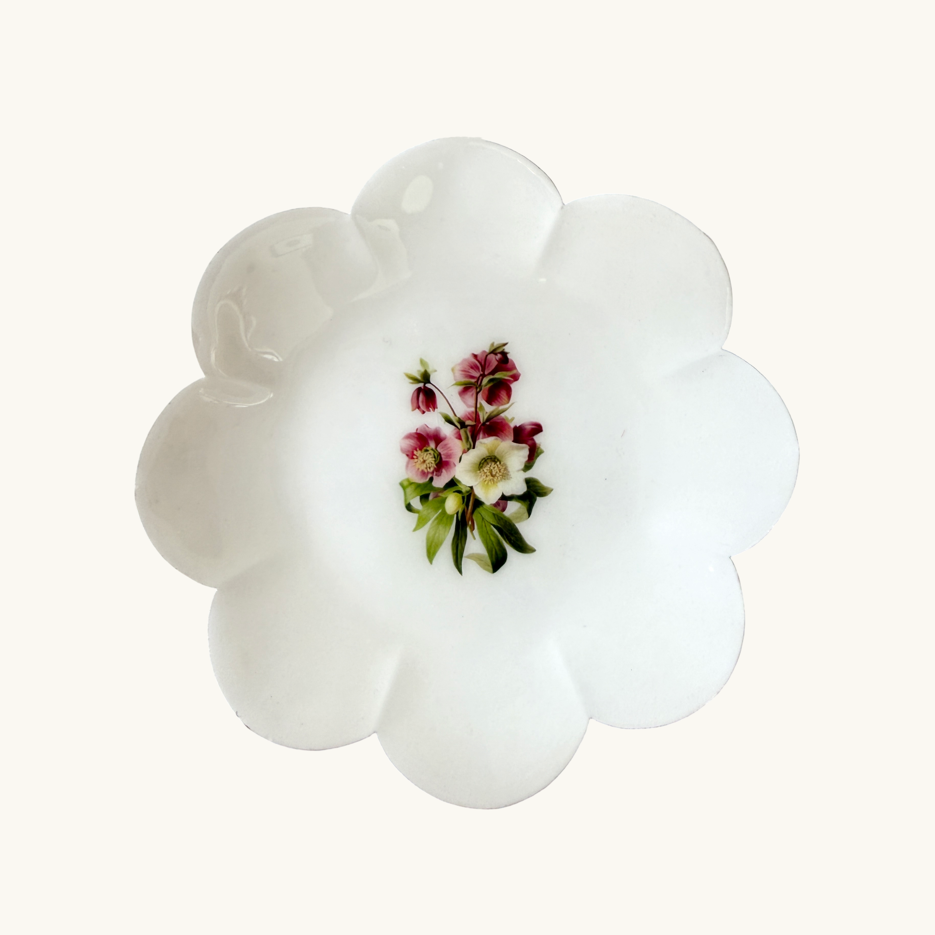 Hellebores Scalloped Round Trinket Dish
