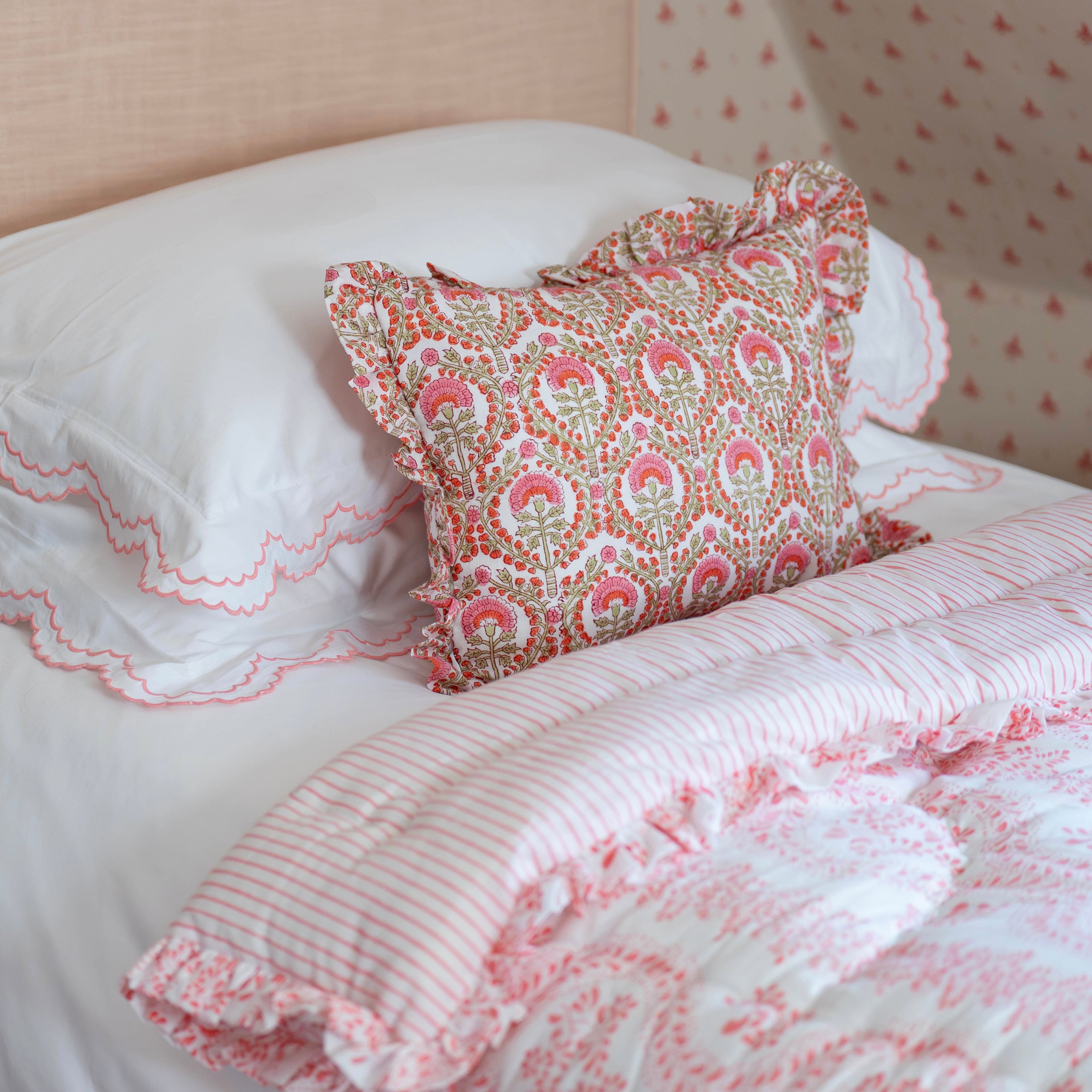 Pink Rosalie Frilled Eiderdown