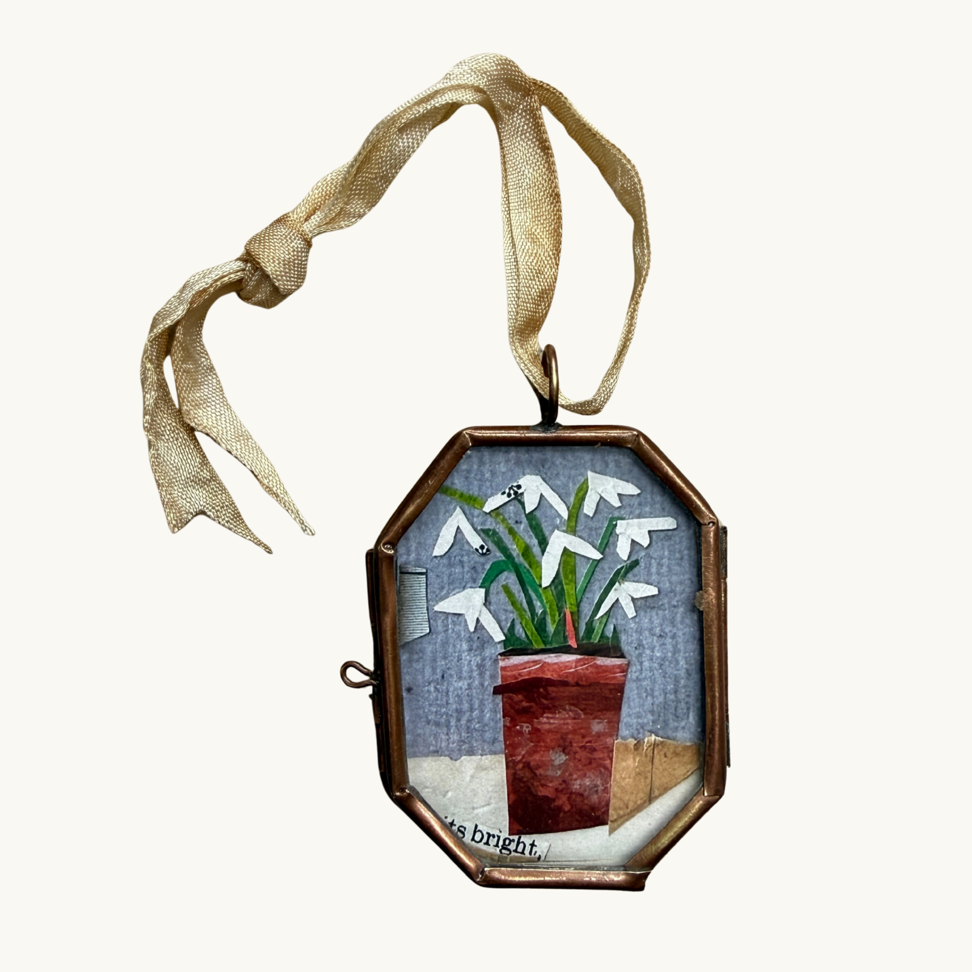 Snowdrops Art Locket Ornament