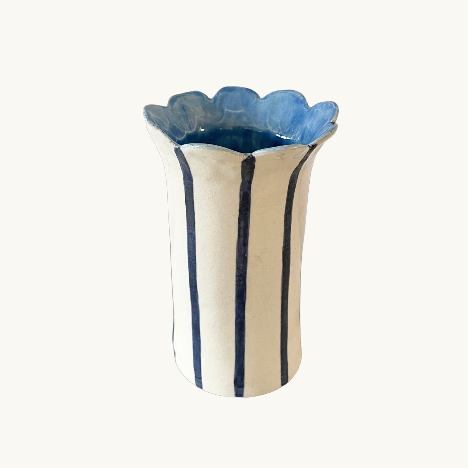 Daisy Scalloped Earthenware Vase Navy Blue