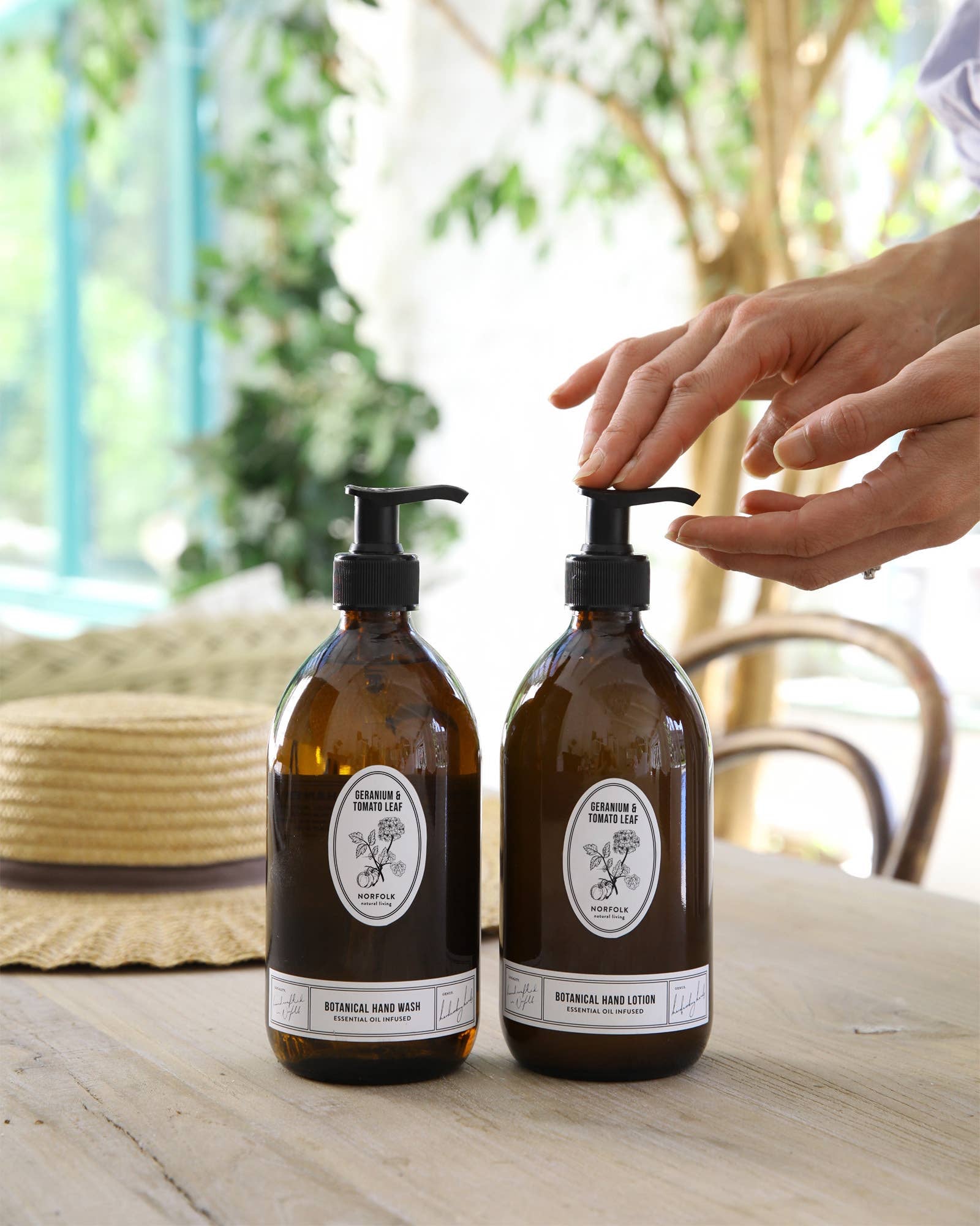 Geranium and Tomato Leaf Gardener's Hand Wash