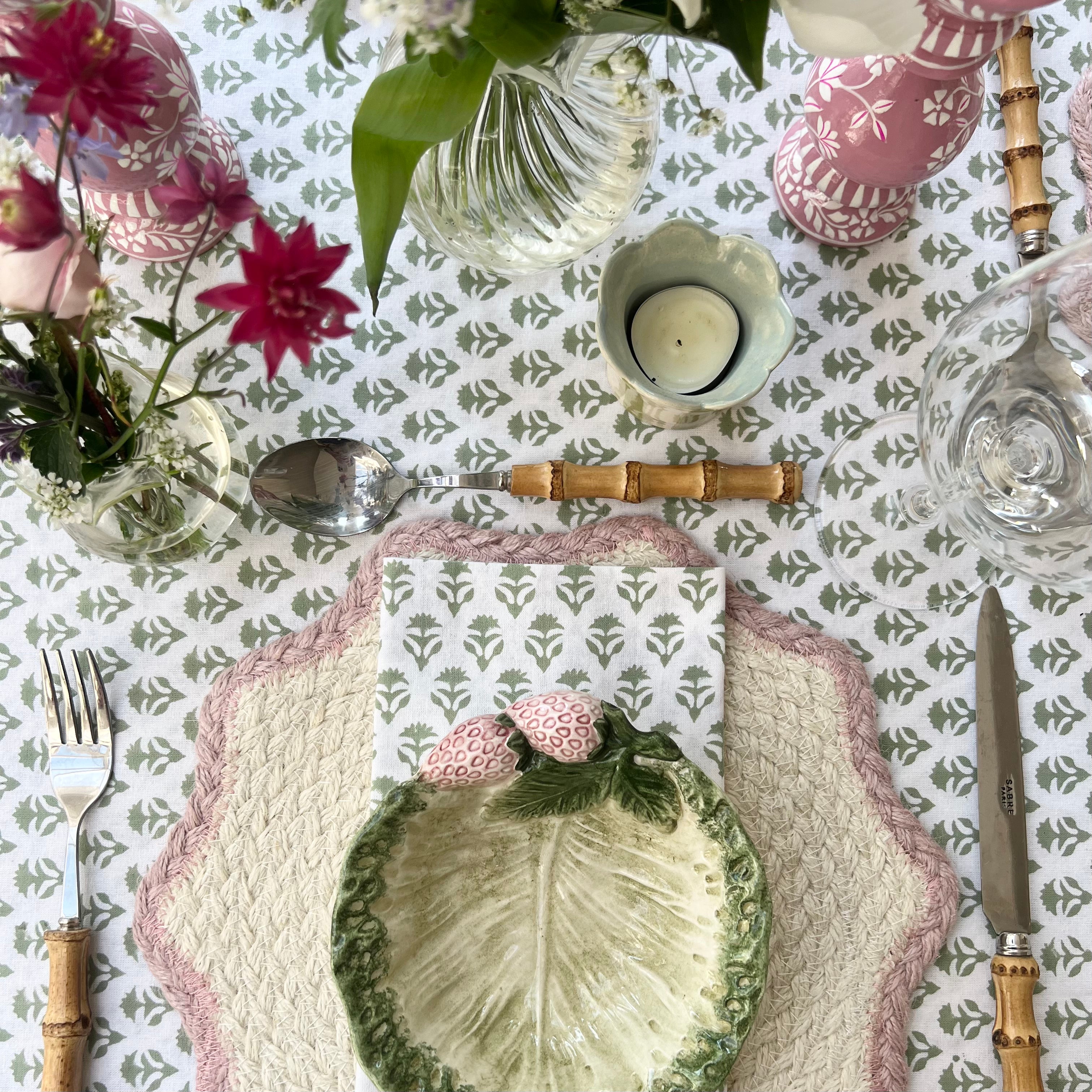 Pink Scalloped Placemat