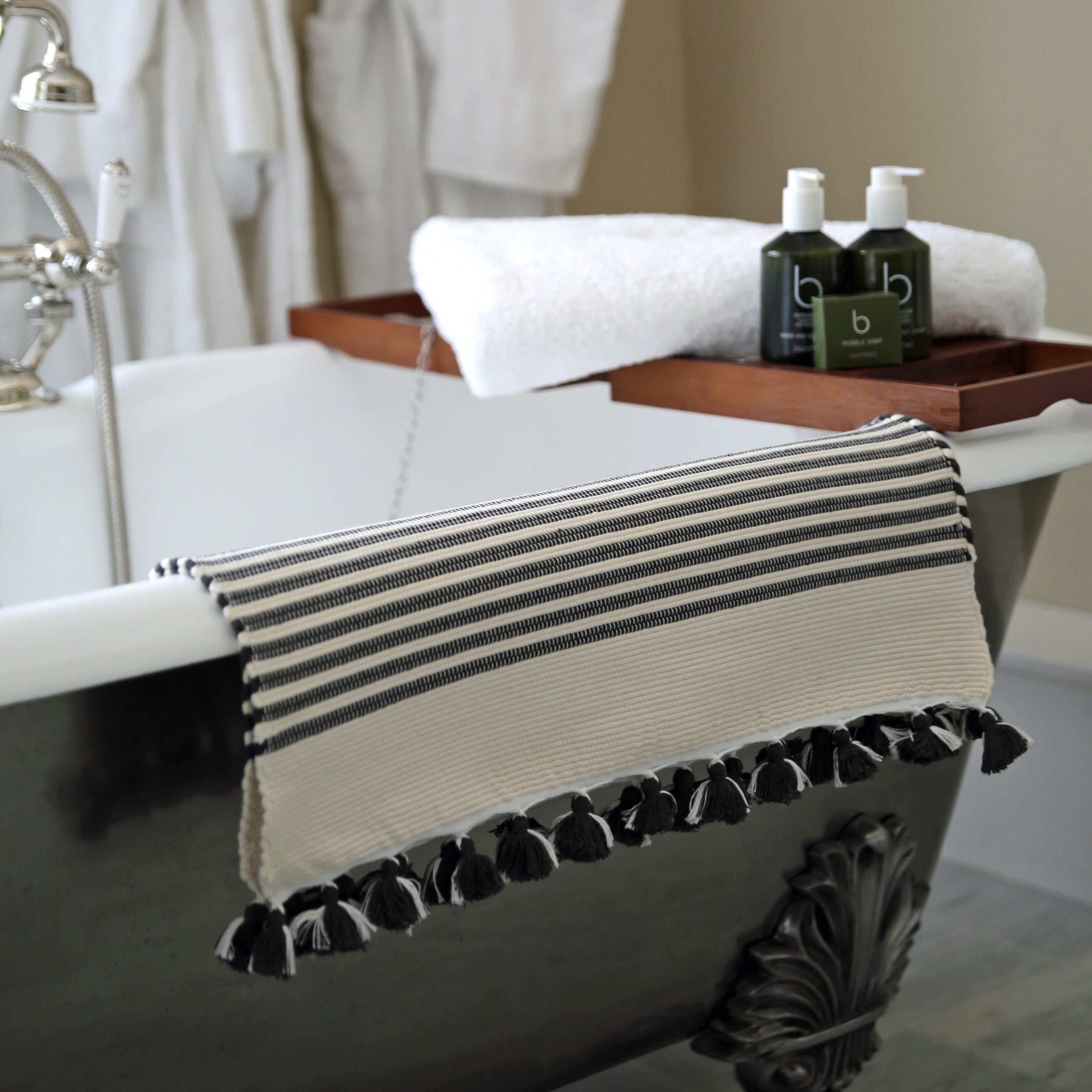 Dark Grey Handwoven Tasselled Bath Mat