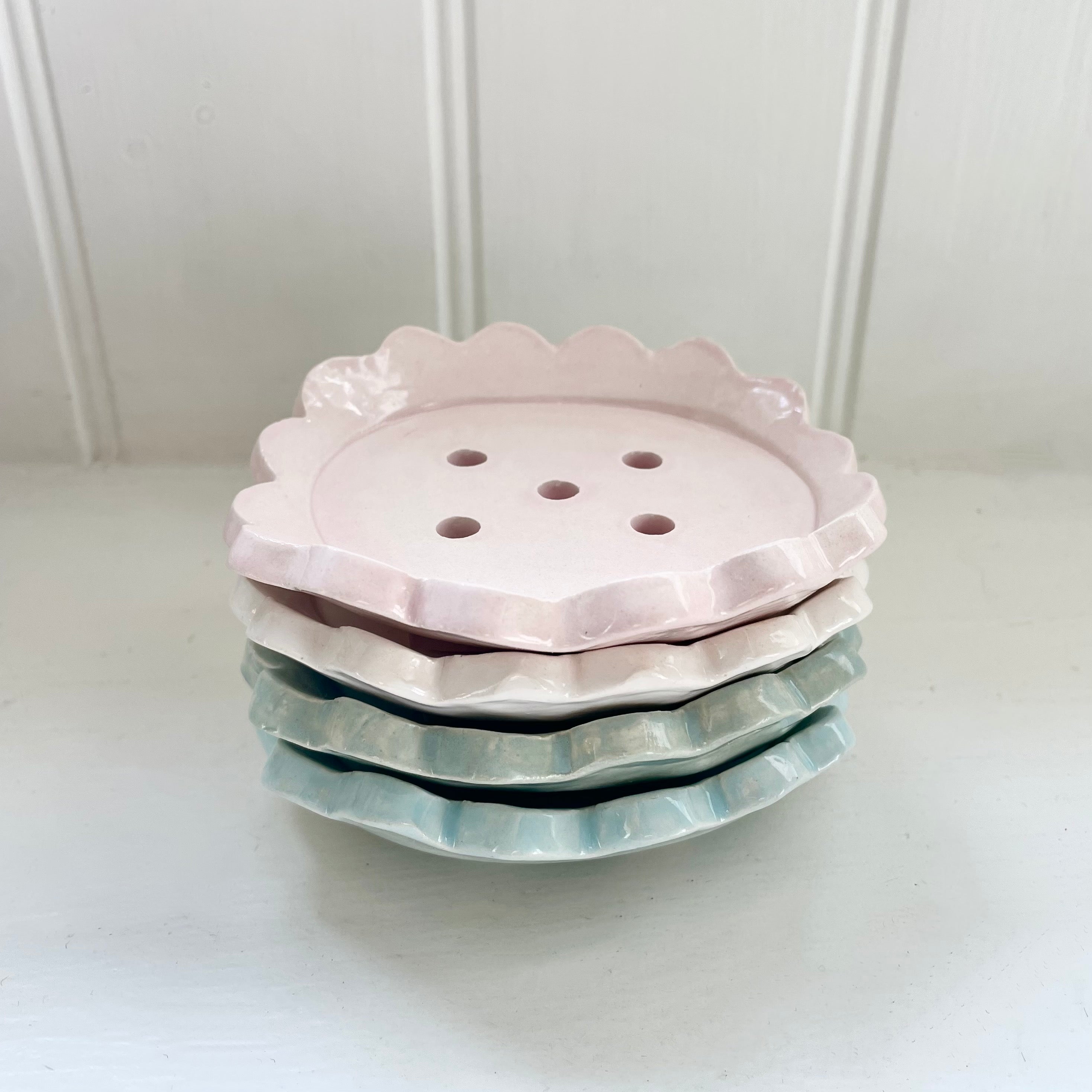 Pink Scalloped Soap Dish