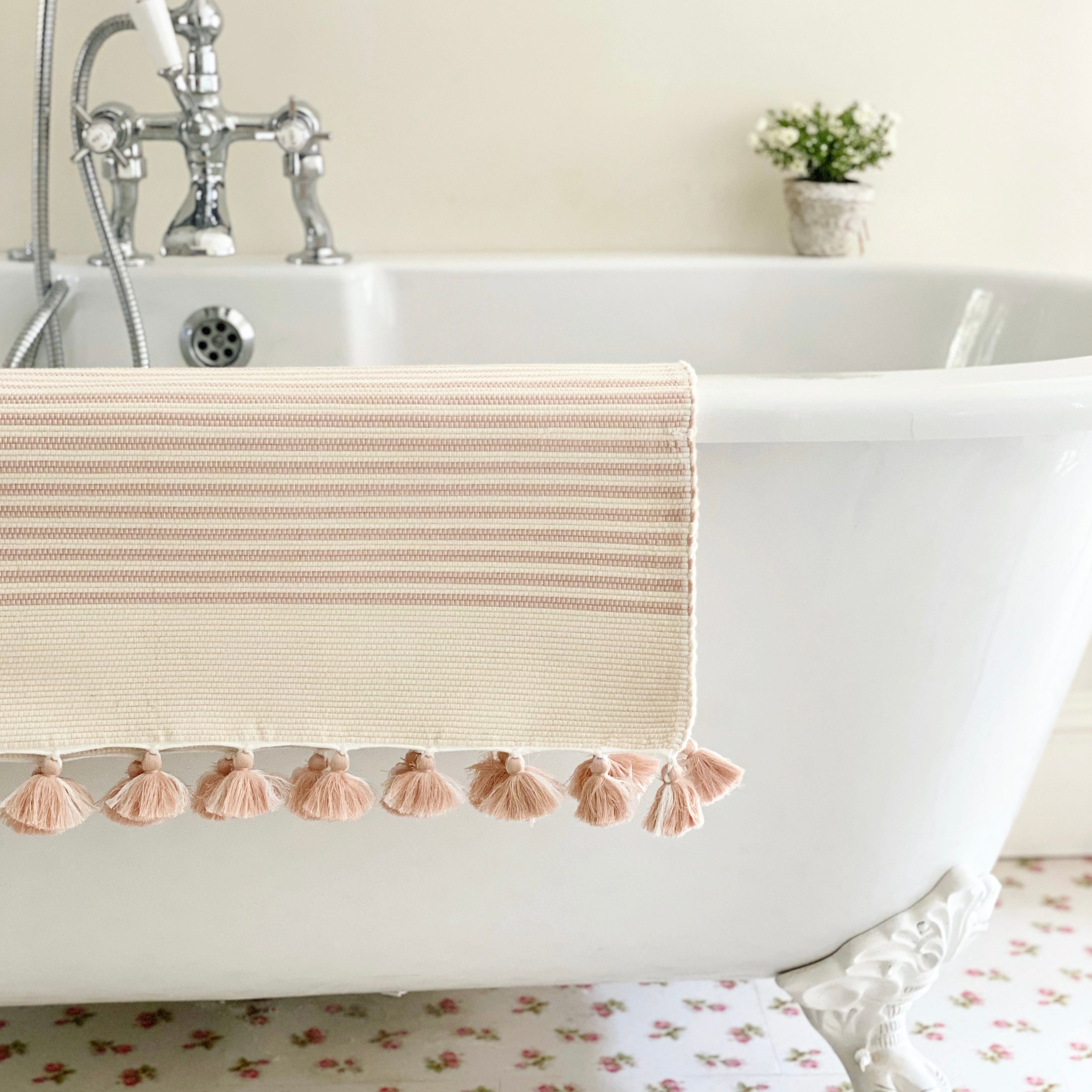 Blush Handwoven Tasselled Bath Mat